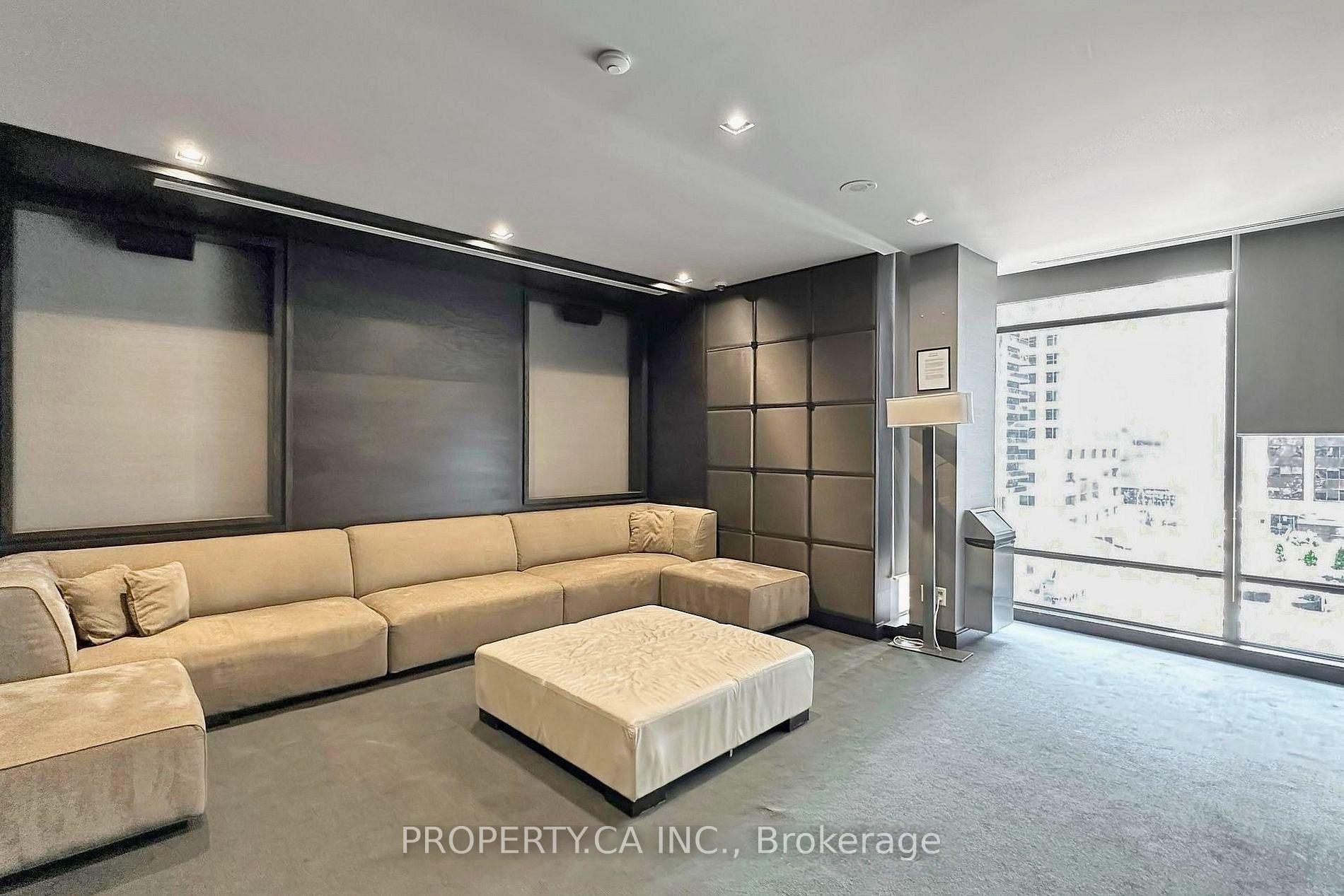 21 Scollard Street 406, Toronto Unit: 406