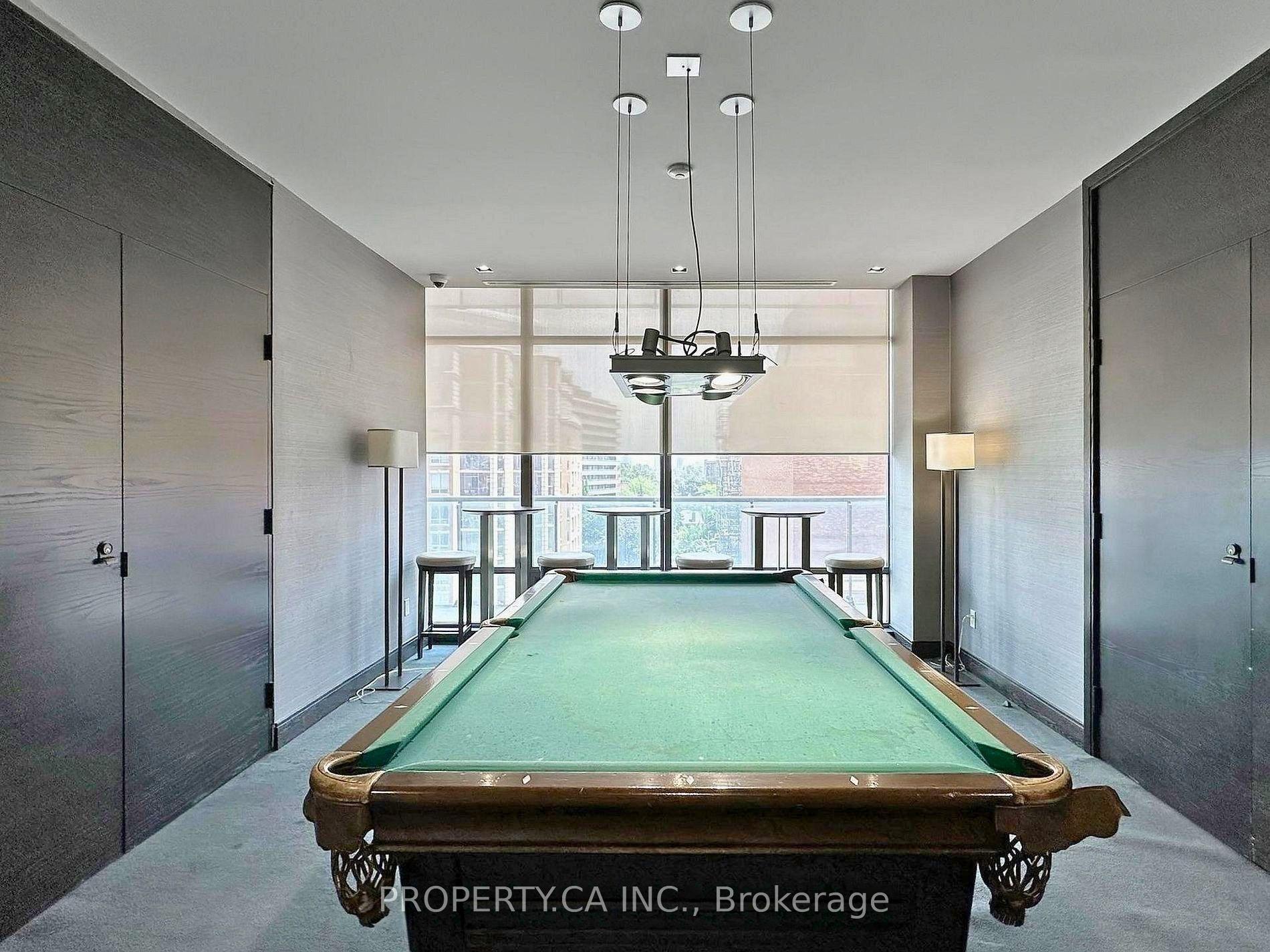 21 Scollard Street 406, Toronto Unit: 406