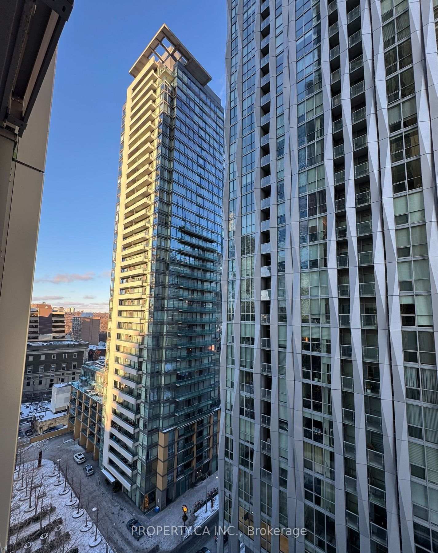 11 Yorkville Avenue 1007, Toronto Unit: 1007