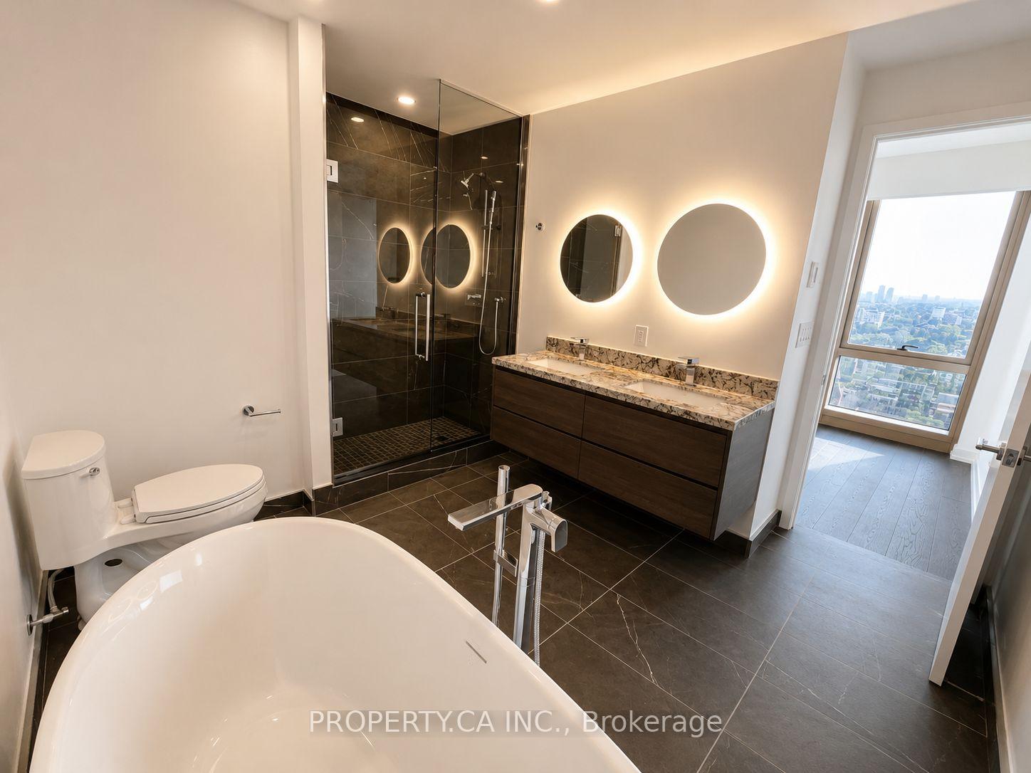 1315 Bay Street 2002, Toronto Unit: 2002