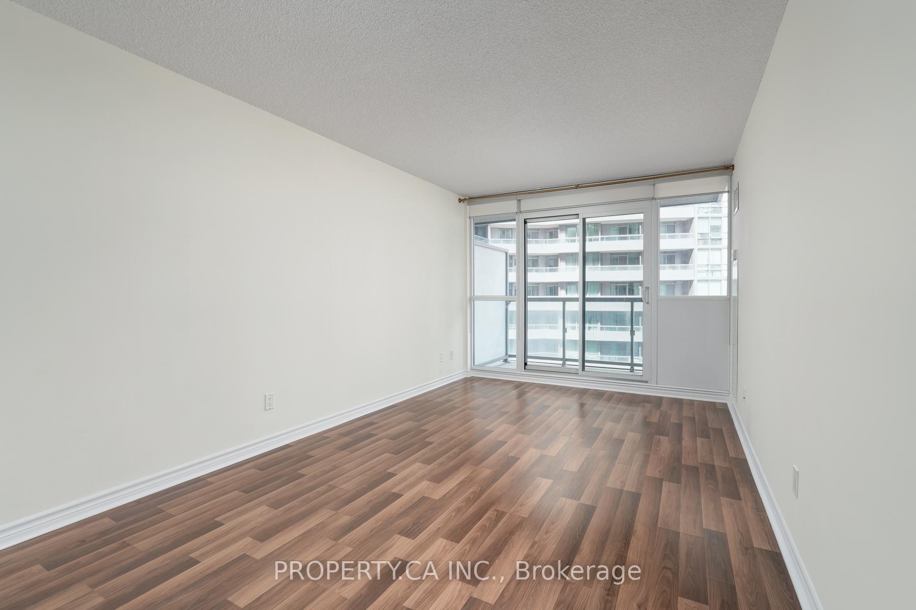 25 Lower Simcoe Street 803, Toronto Unit: 803