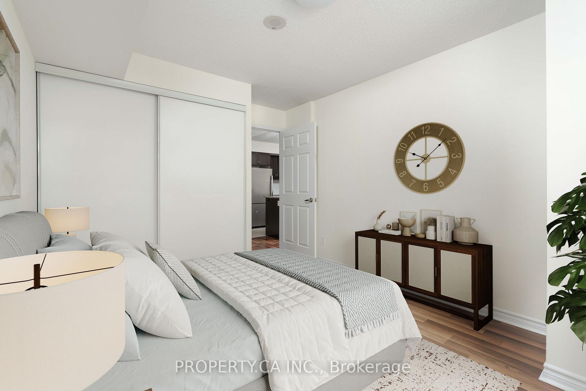 25 Lower Simcoe Street 803, Toronto Unit: 803