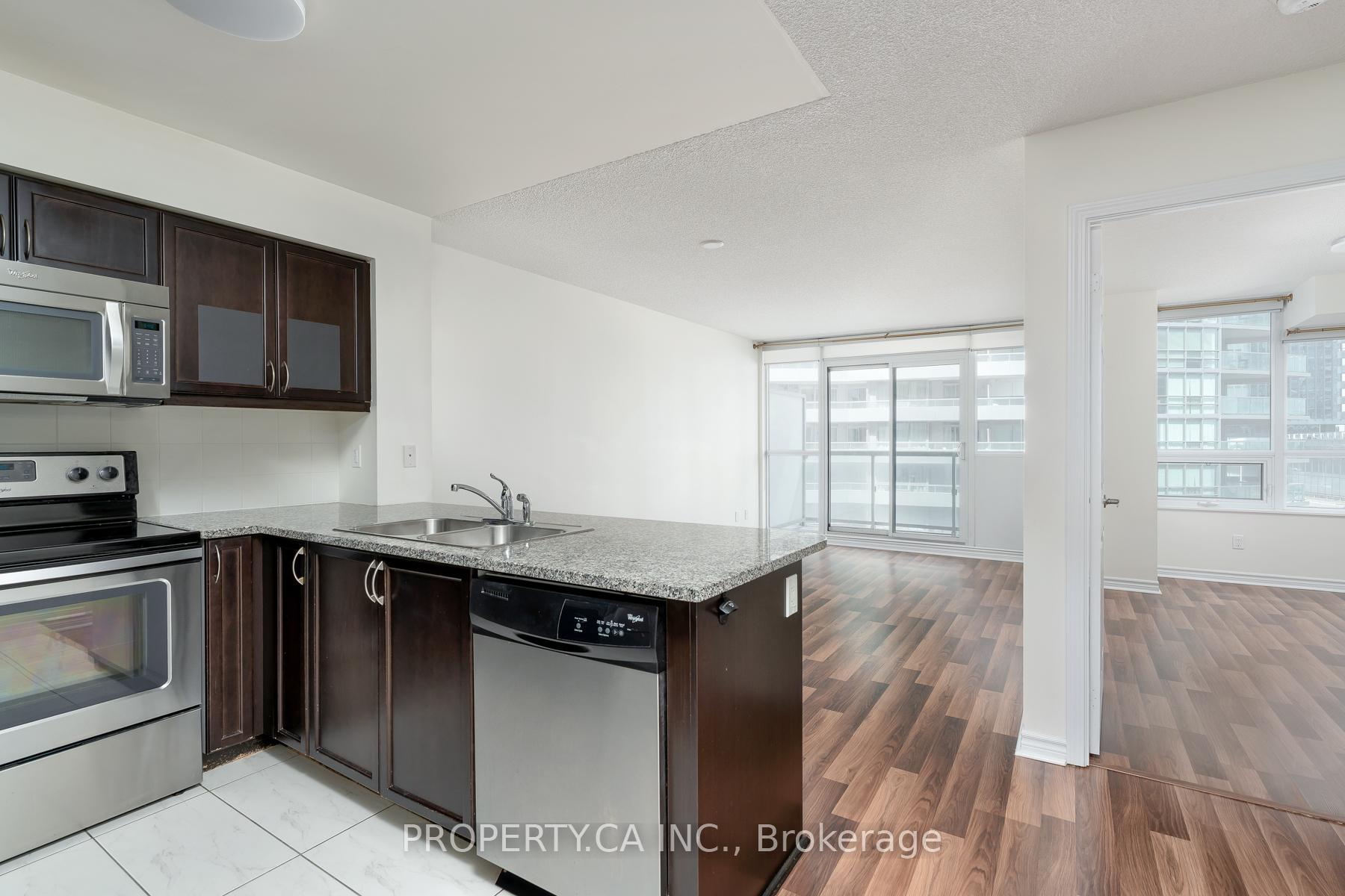 25 Lower Simcoe Street 803, Toronto Unit: 803