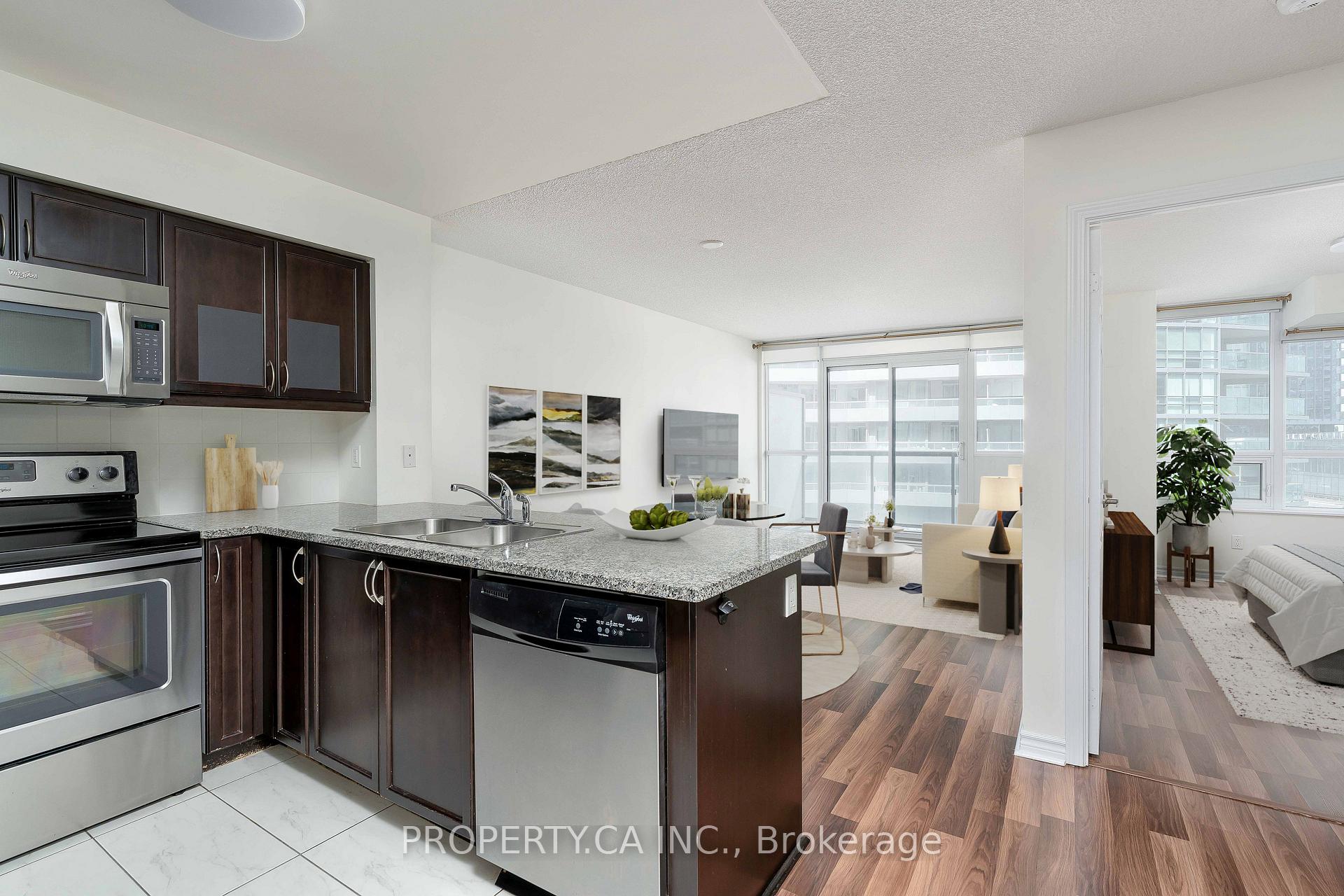 25 Lower Simcoe Street 803, Toronto Unit: 803