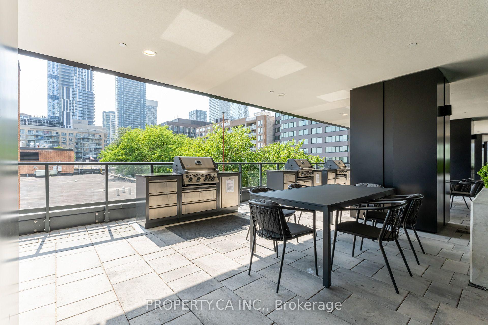 319 Jarvis Street LPH16, Toronto Unit: LPH16