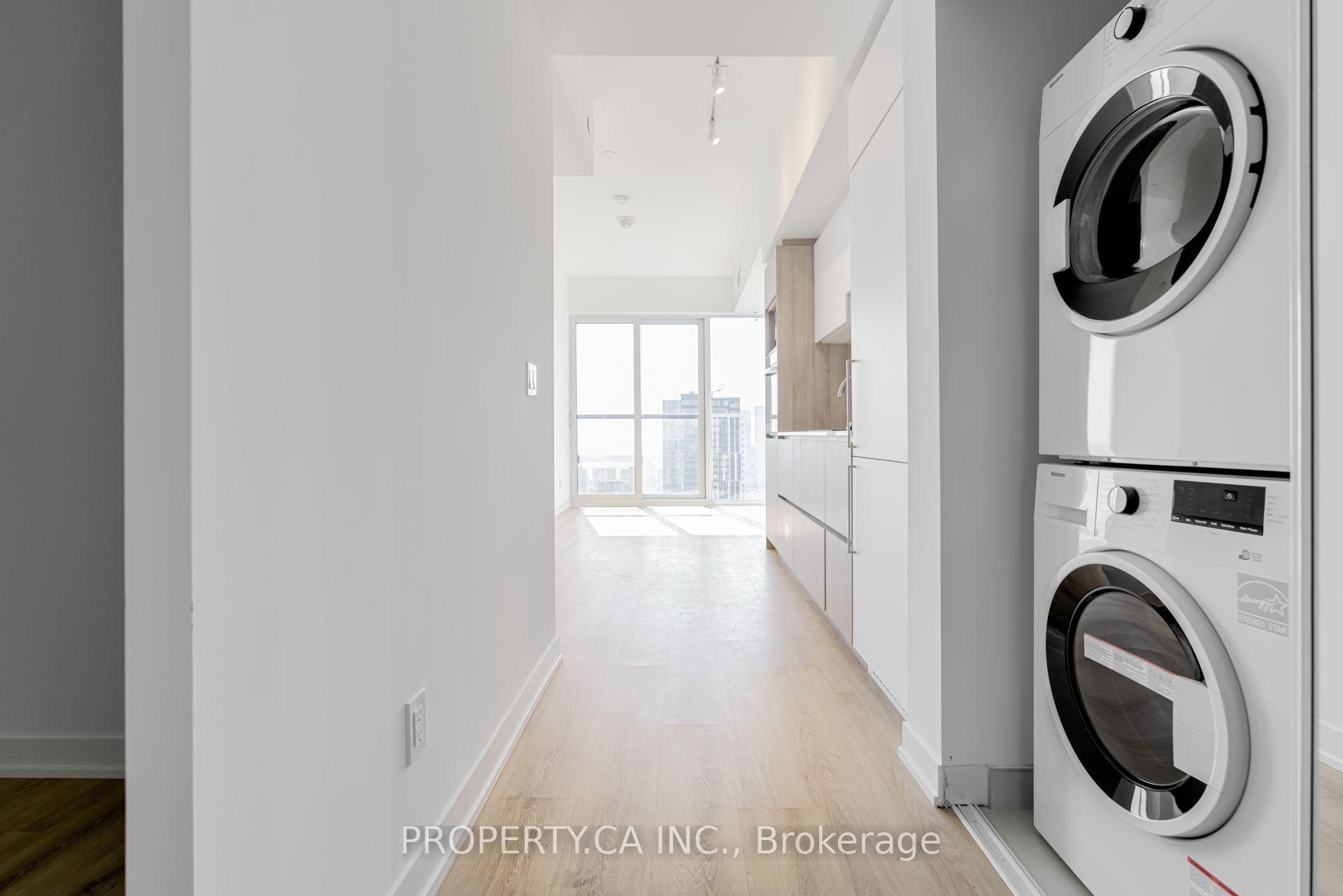 319 Jarvis Street LPH16, Toronto Unit: LPH16