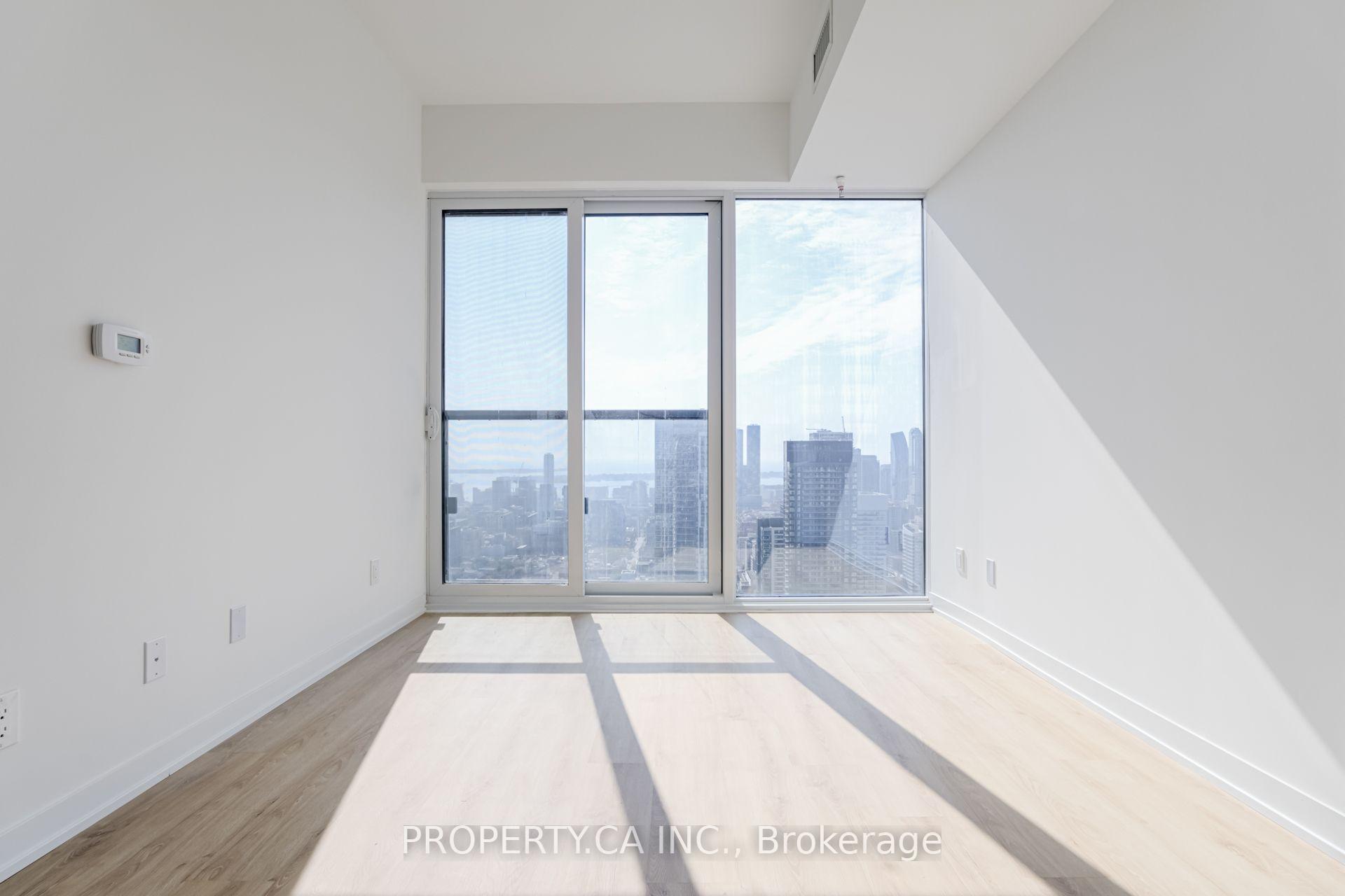 319 Jarvis Street LPH16, Toronto Unit: LPH16