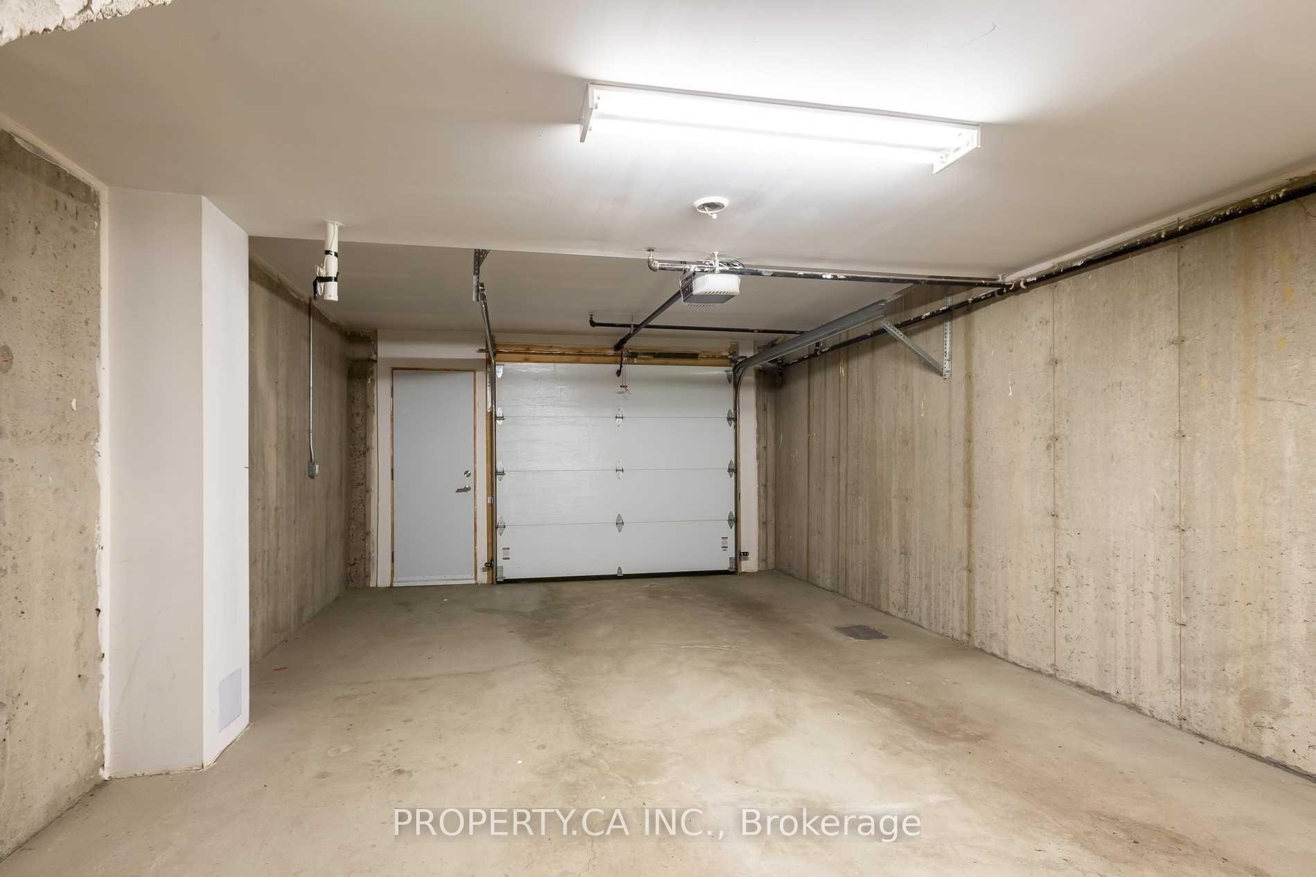 238 Manning Avenue, Toronto