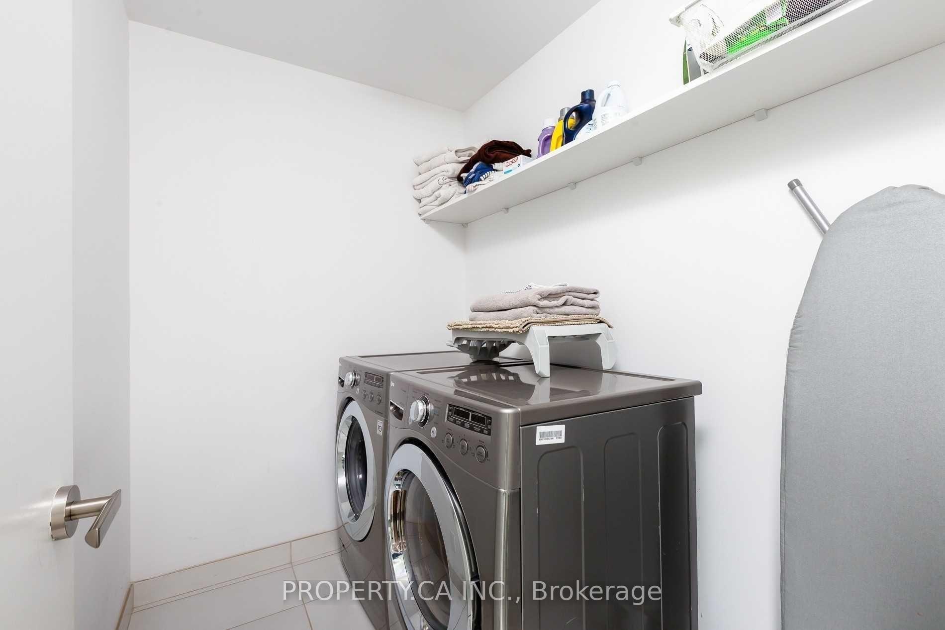 238 Manning Avenue, Toronto