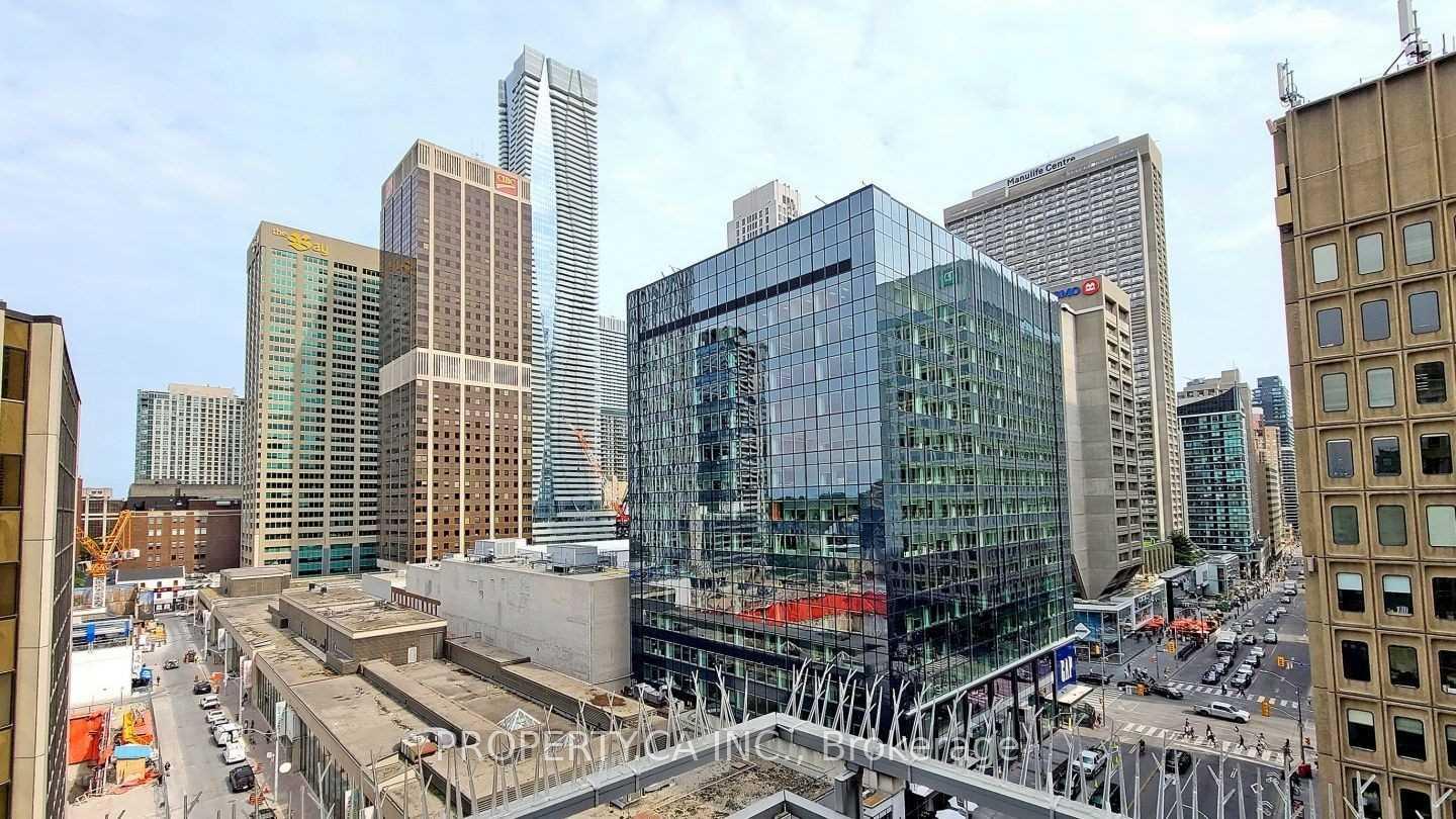 80 Cumberland Street 1110, Toronto Unit: 1110