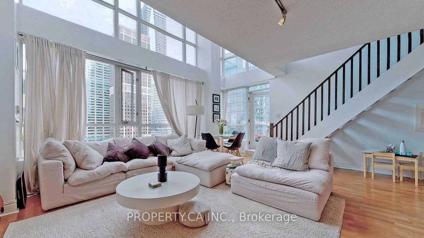 80 Cumberland Street 1110, Toronto Unit: 1110