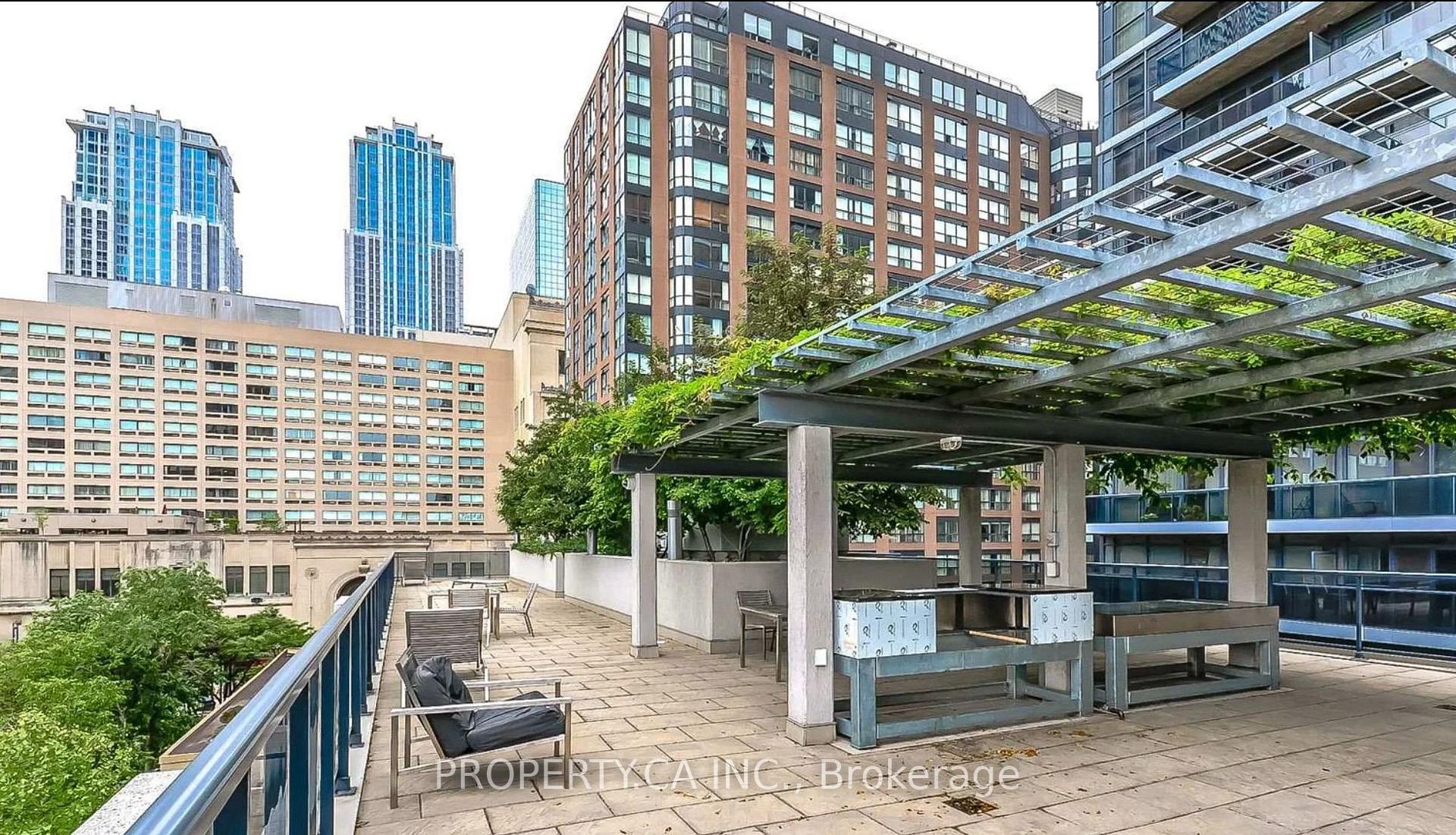 21 Carlton Street 3405, Toronto Unit: 3405