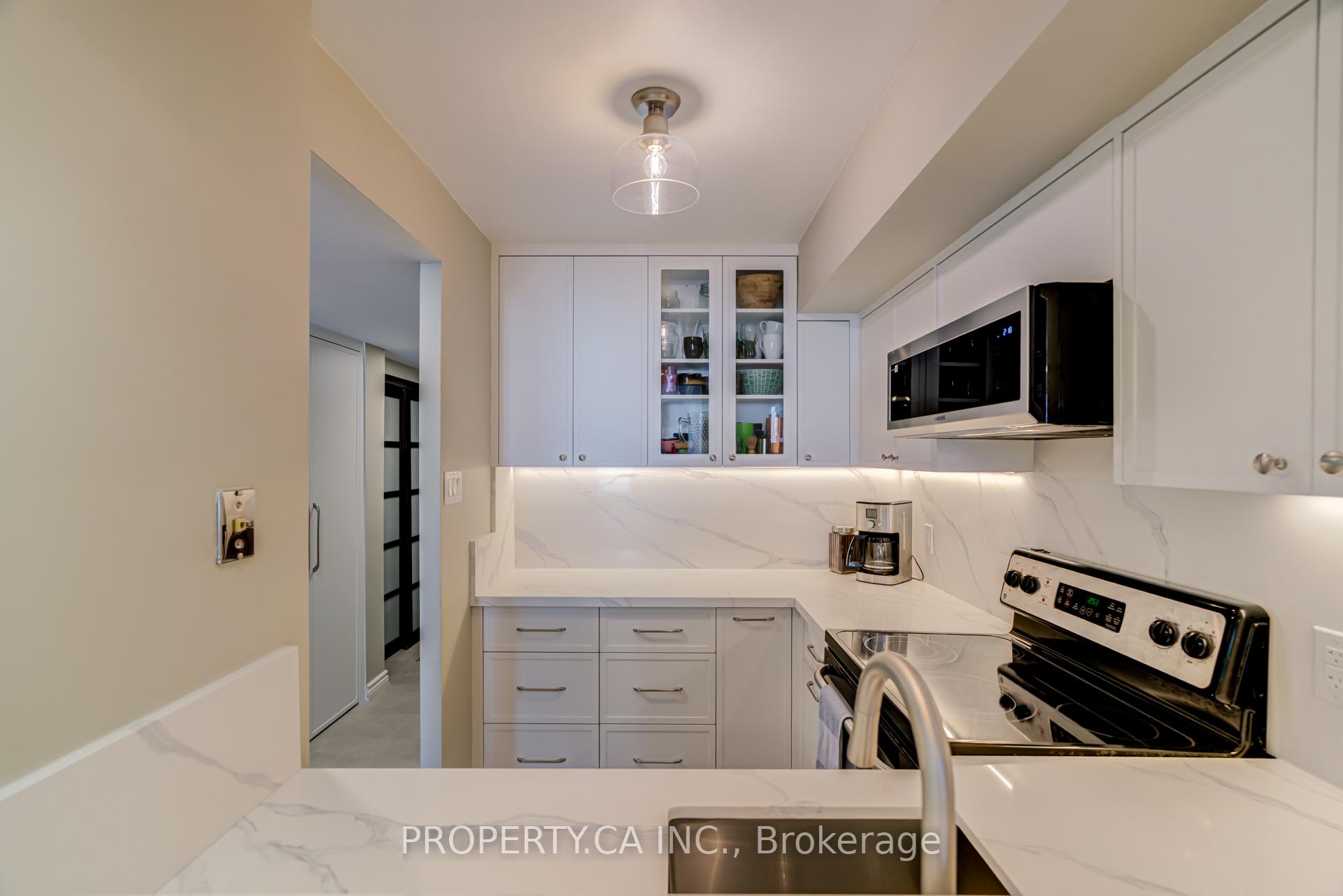 92 King Street 1008, Toronto Unit: 1008