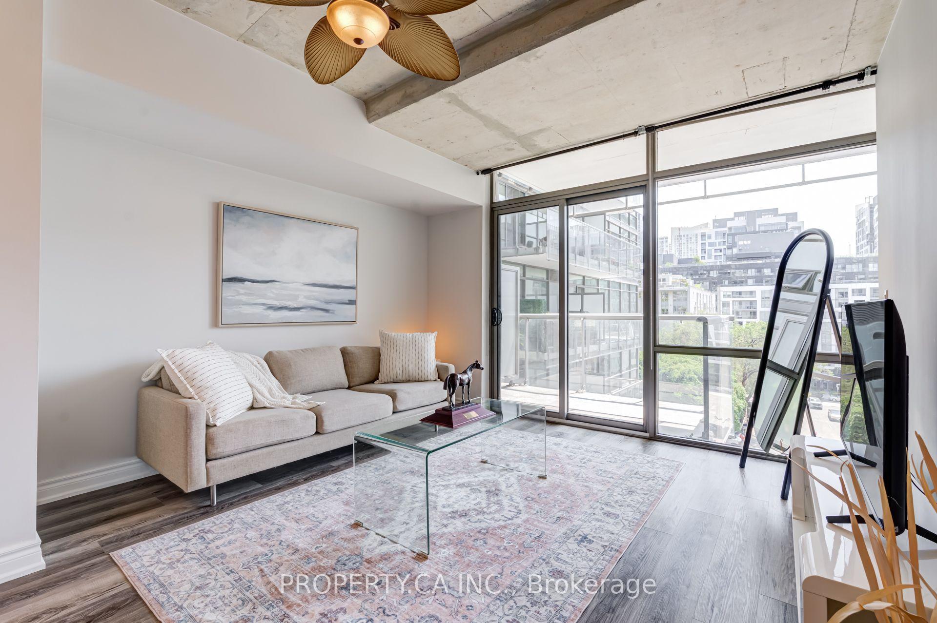 55 Stewart Street 702, Toronto Unit: 702