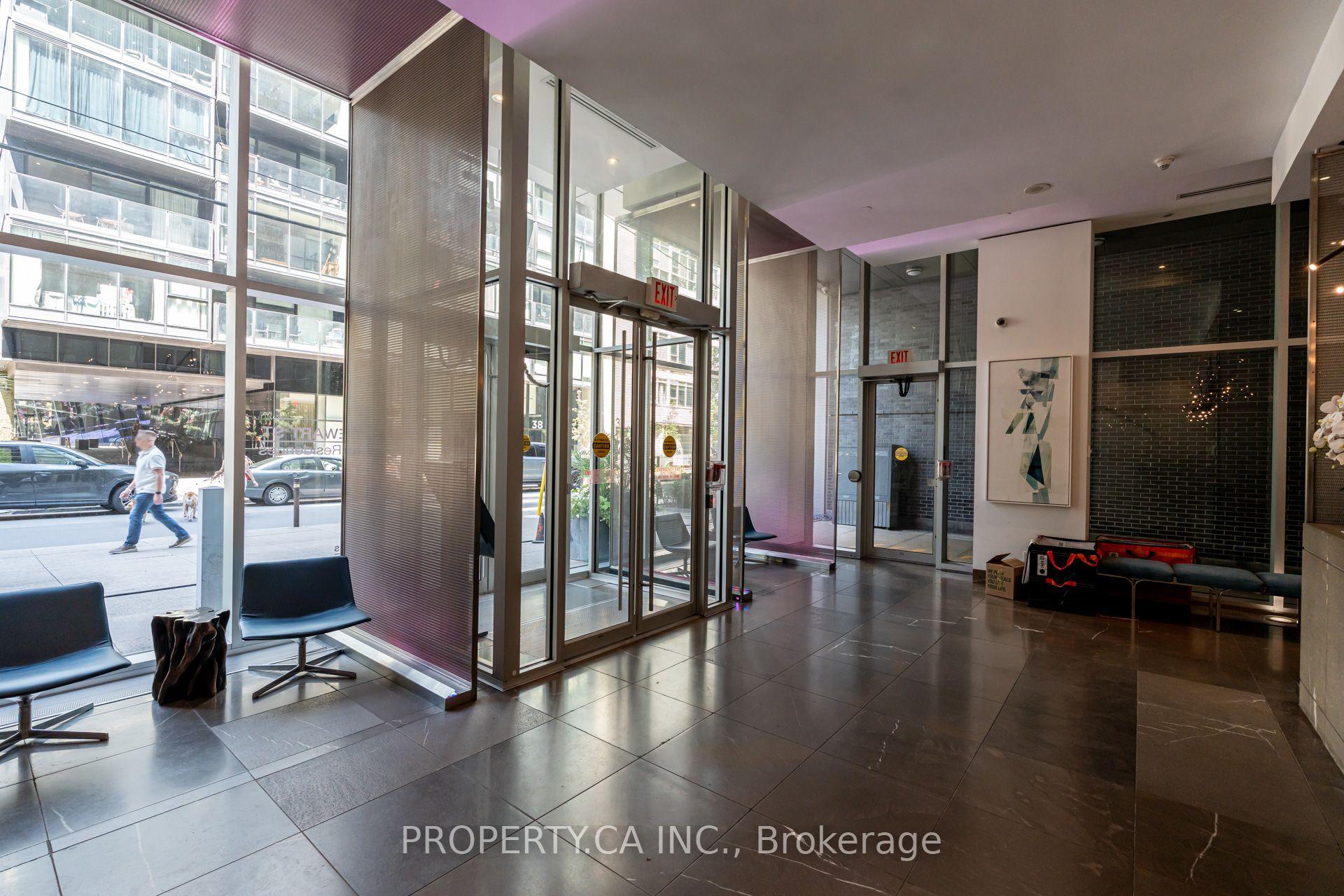 55 Stewart Street 702, Toronto Unit: 702