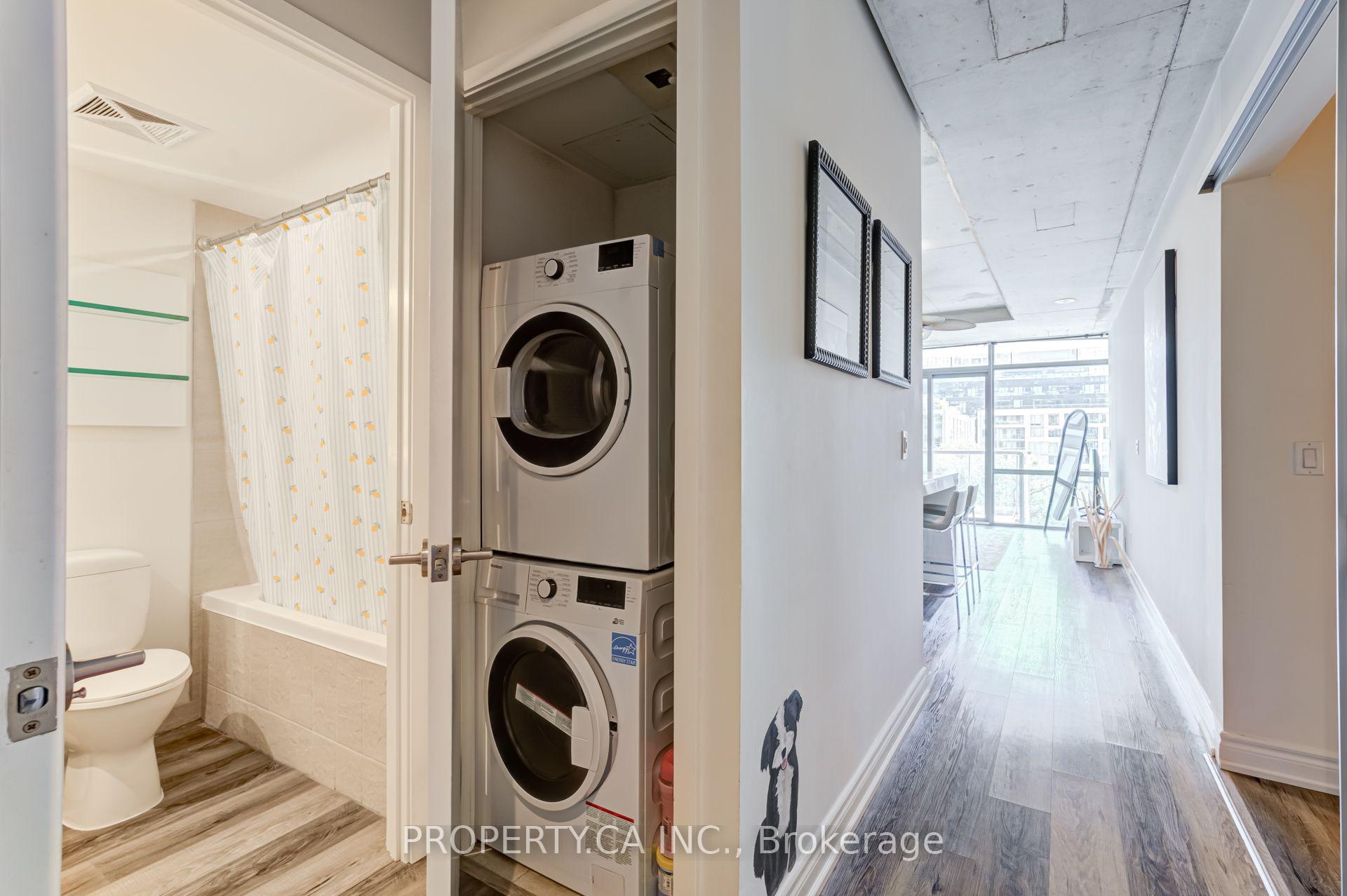 55 Stewart Street 702, Toronto Unit: 702