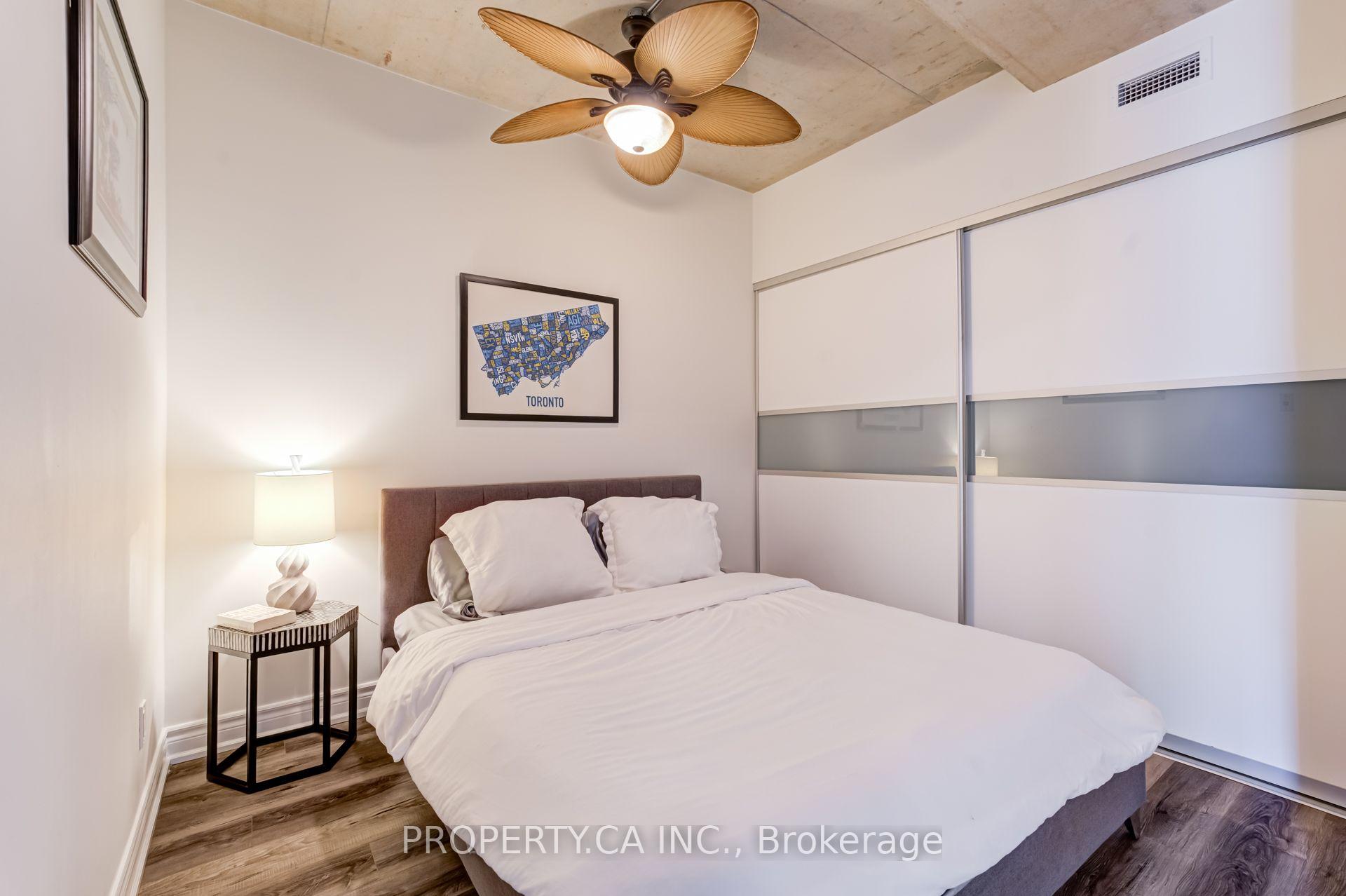 55 Stewart Street 702, Toronto Unit: 702