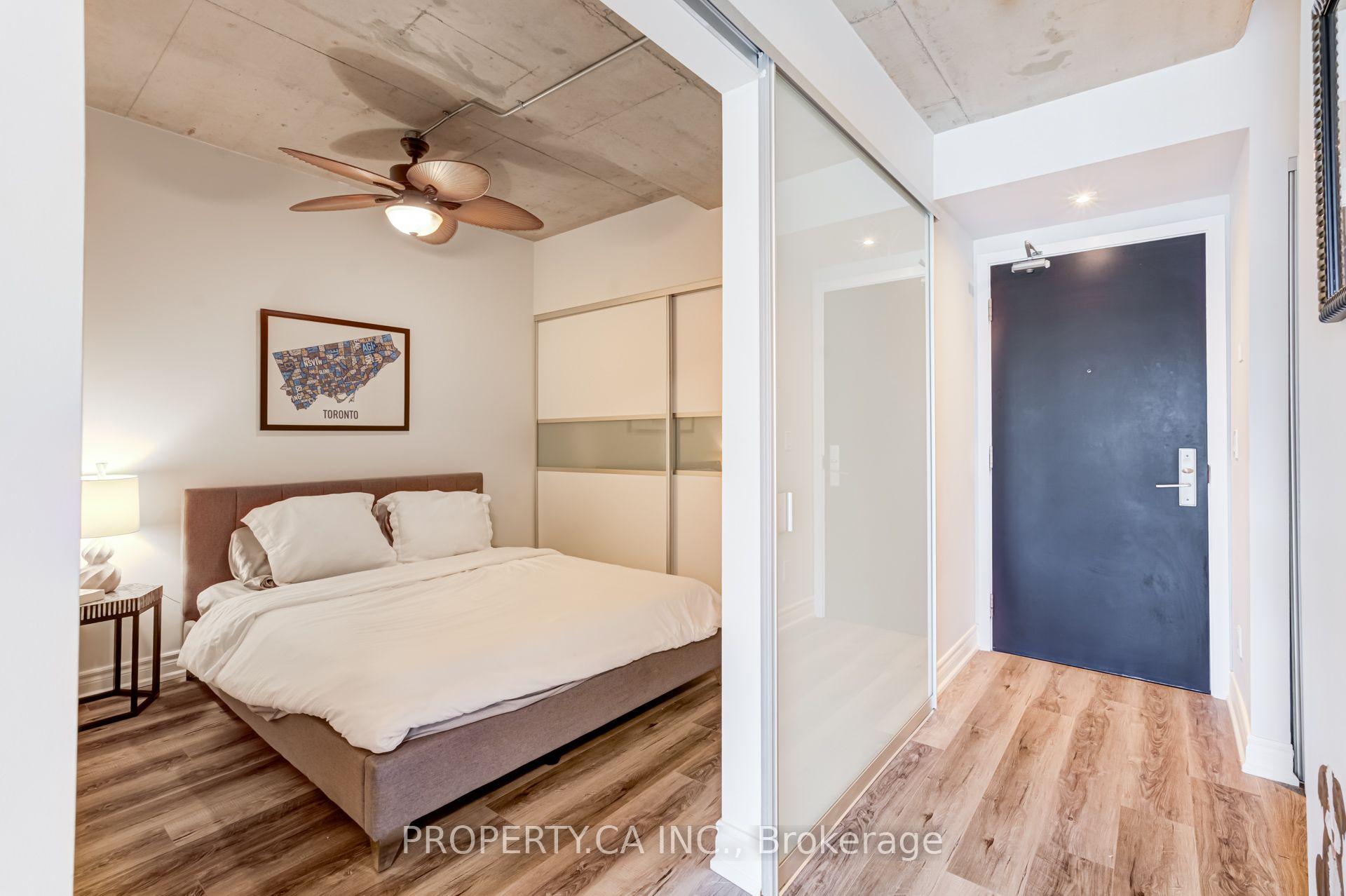 55 Stewart Street 702, Toronto Unit: 702
