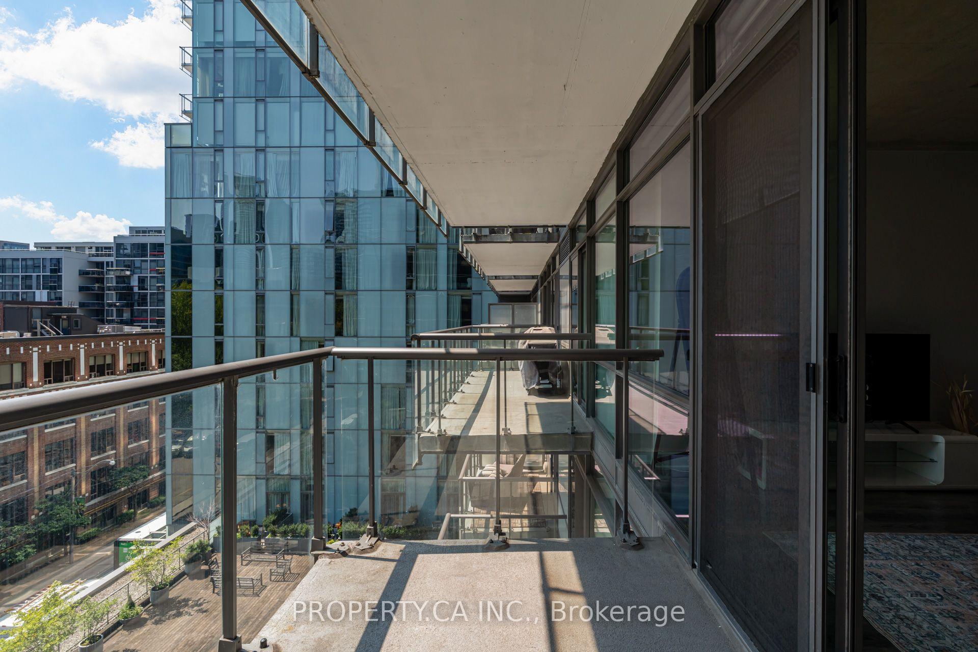 55 Stewart Street 702, Toronto Unit: 702