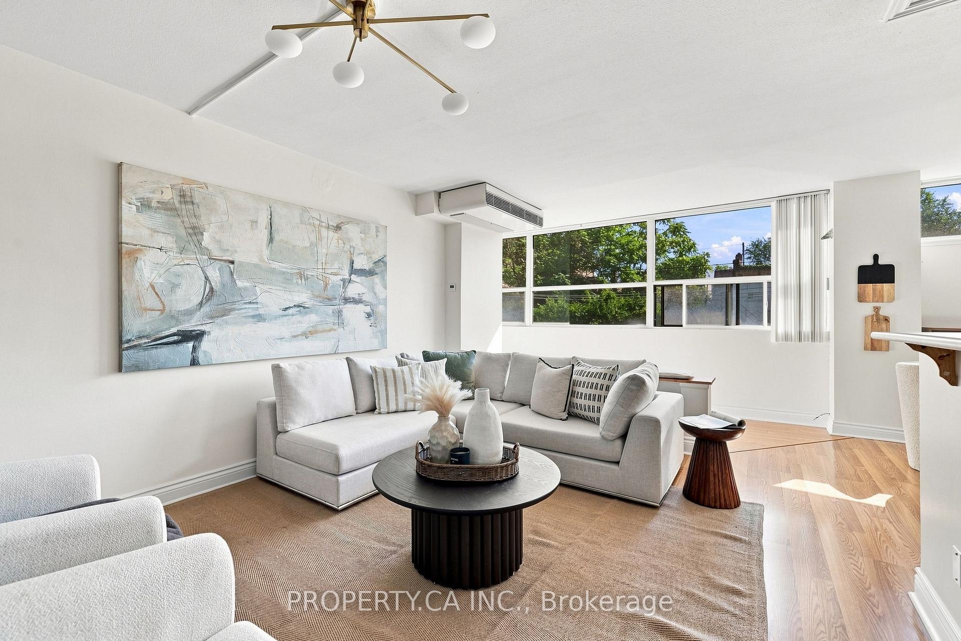 60 Montclair Avenue 202, Toronto Unit: 202