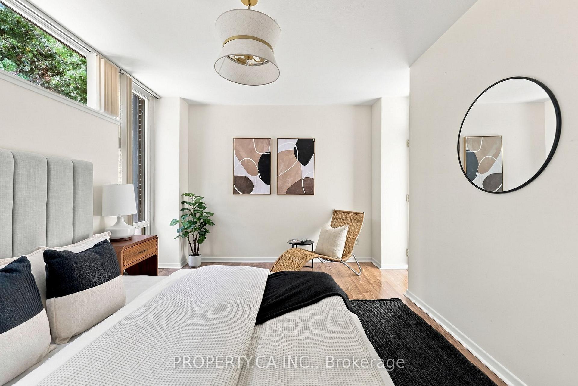 60 Montclair Avenue 202, Toronto Unit: 202