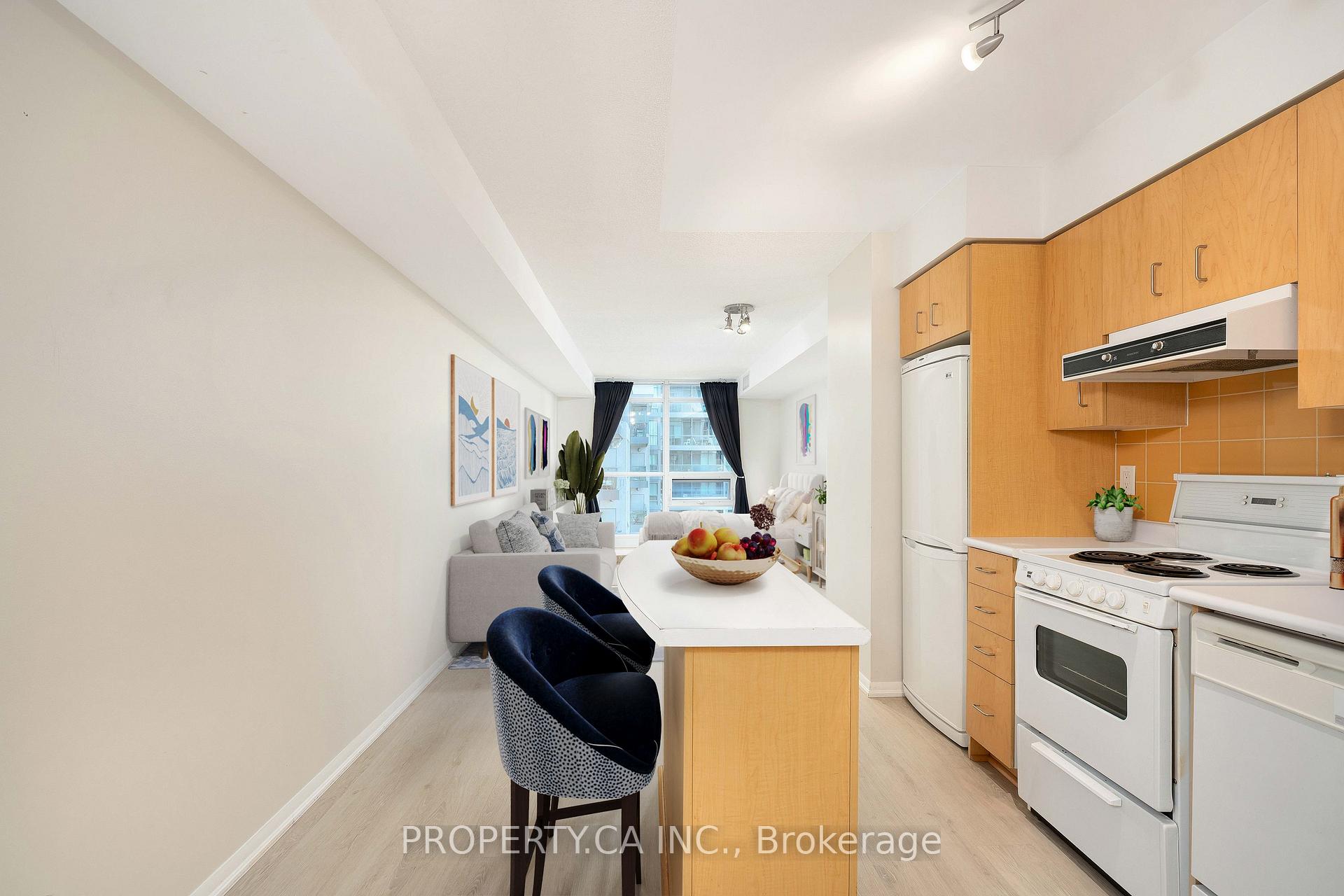 219 Fort York Boulevard 622, Toronto Unit: 622