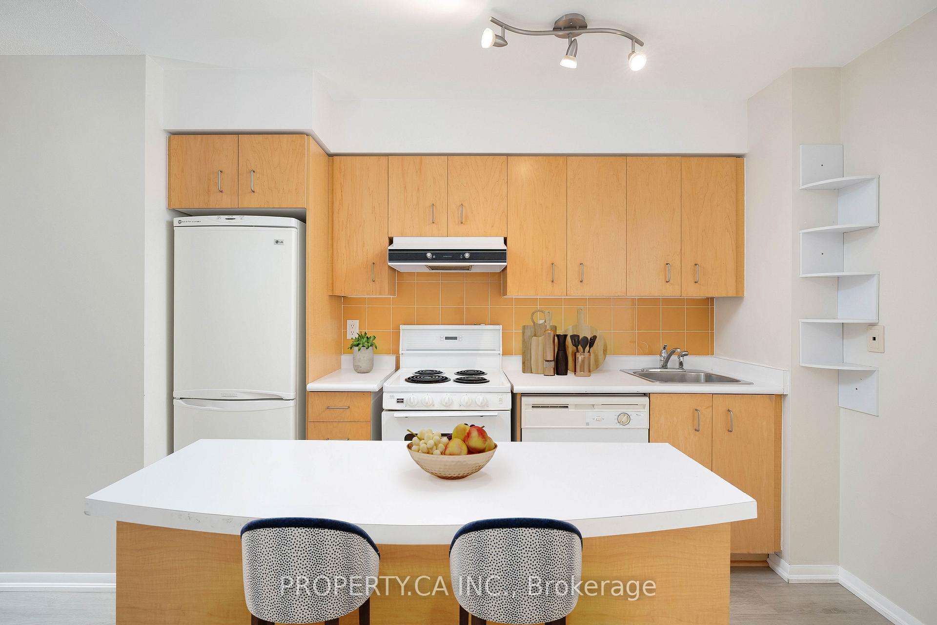 219 Fort York Boulevard 622, Toronto Unit: 622