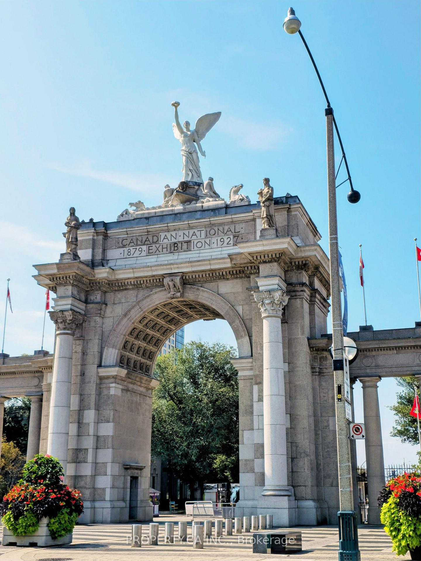 219 Fort York Boulevard 622, Toronto Unit: 622