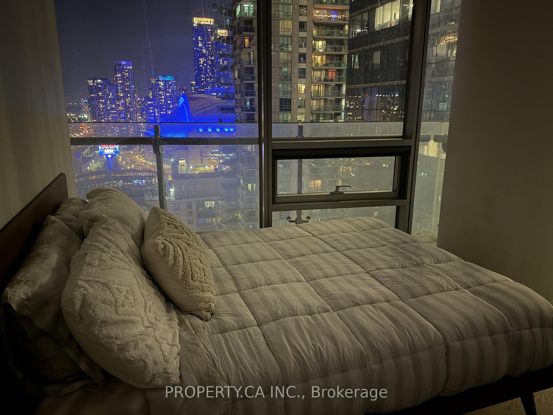 14 York Street 2308, Toronto Unit: 2308