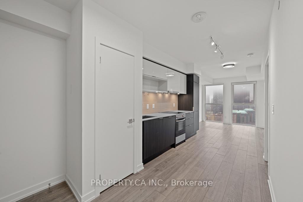 159 Wellesley Street E 2911, Toronto Unit: 2911