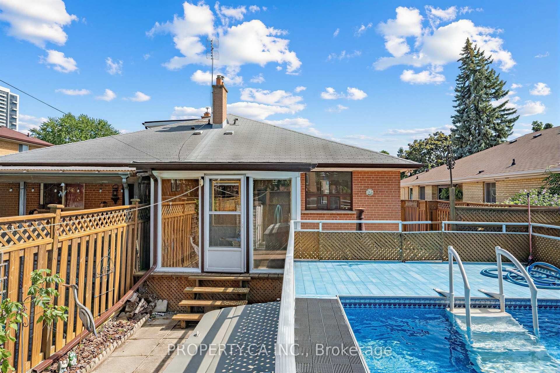 48 Santa Barbara Road, Toronto