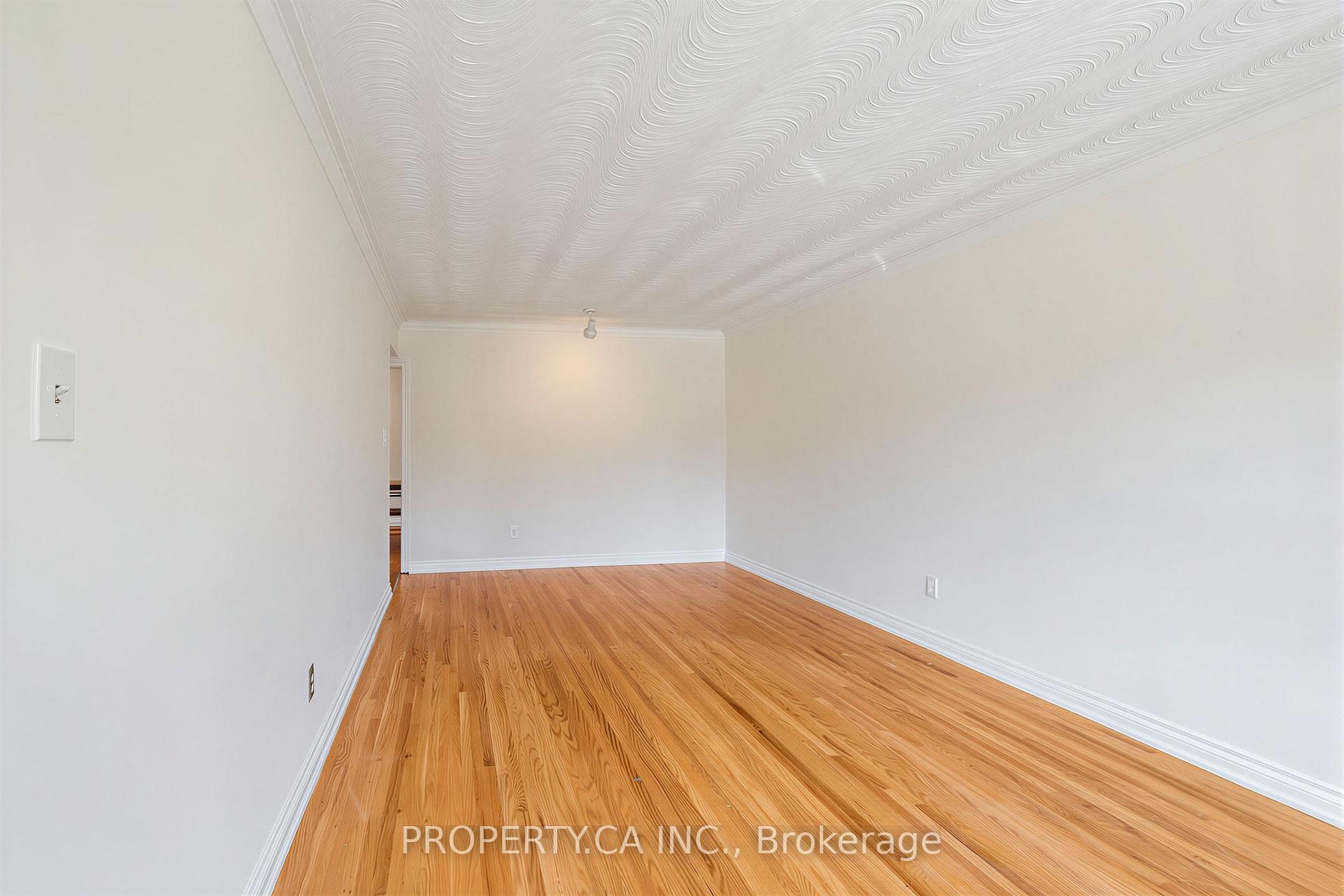 48 Santa Barbara Road, Toronto