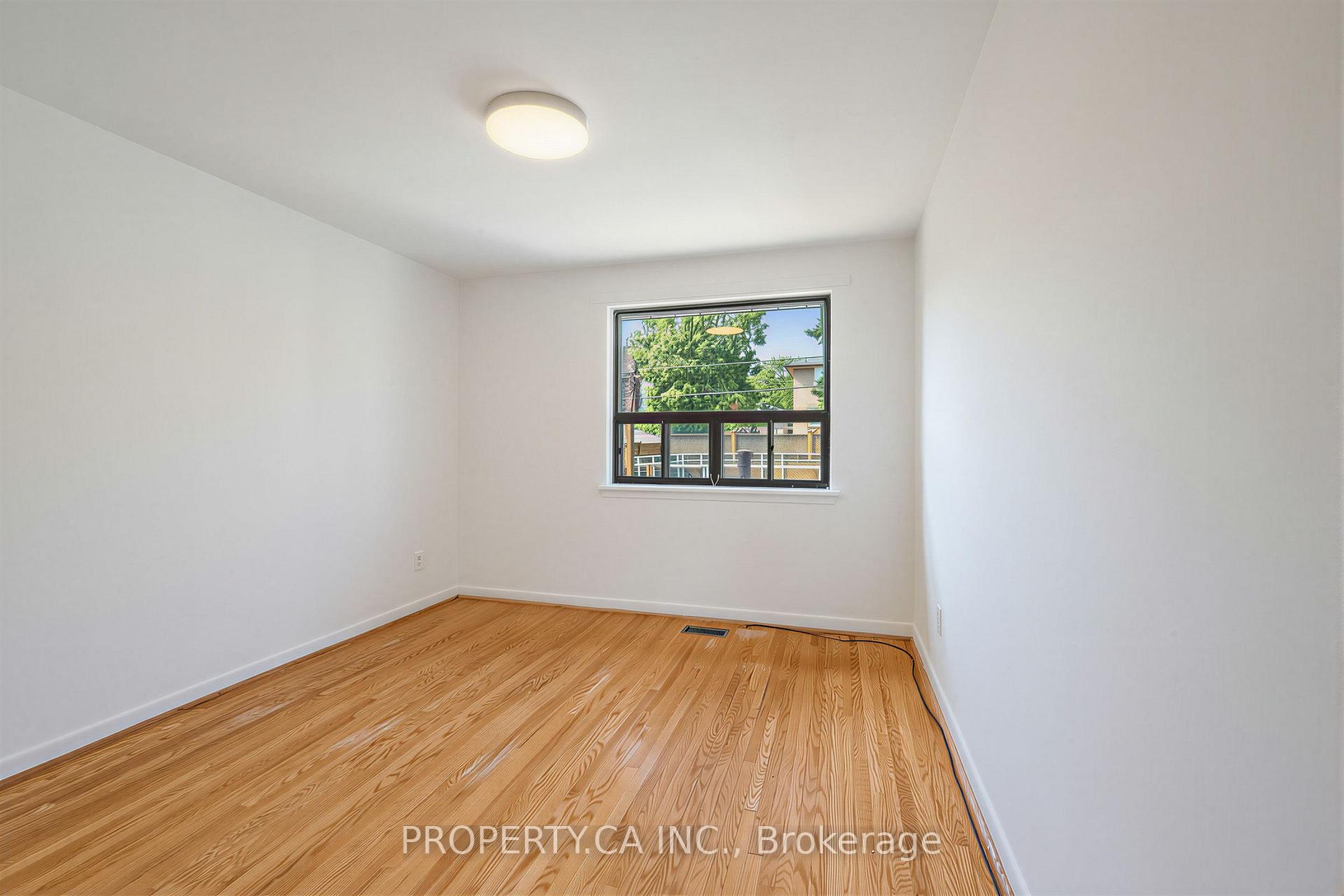 48 Santa Barbara Road, Toronto