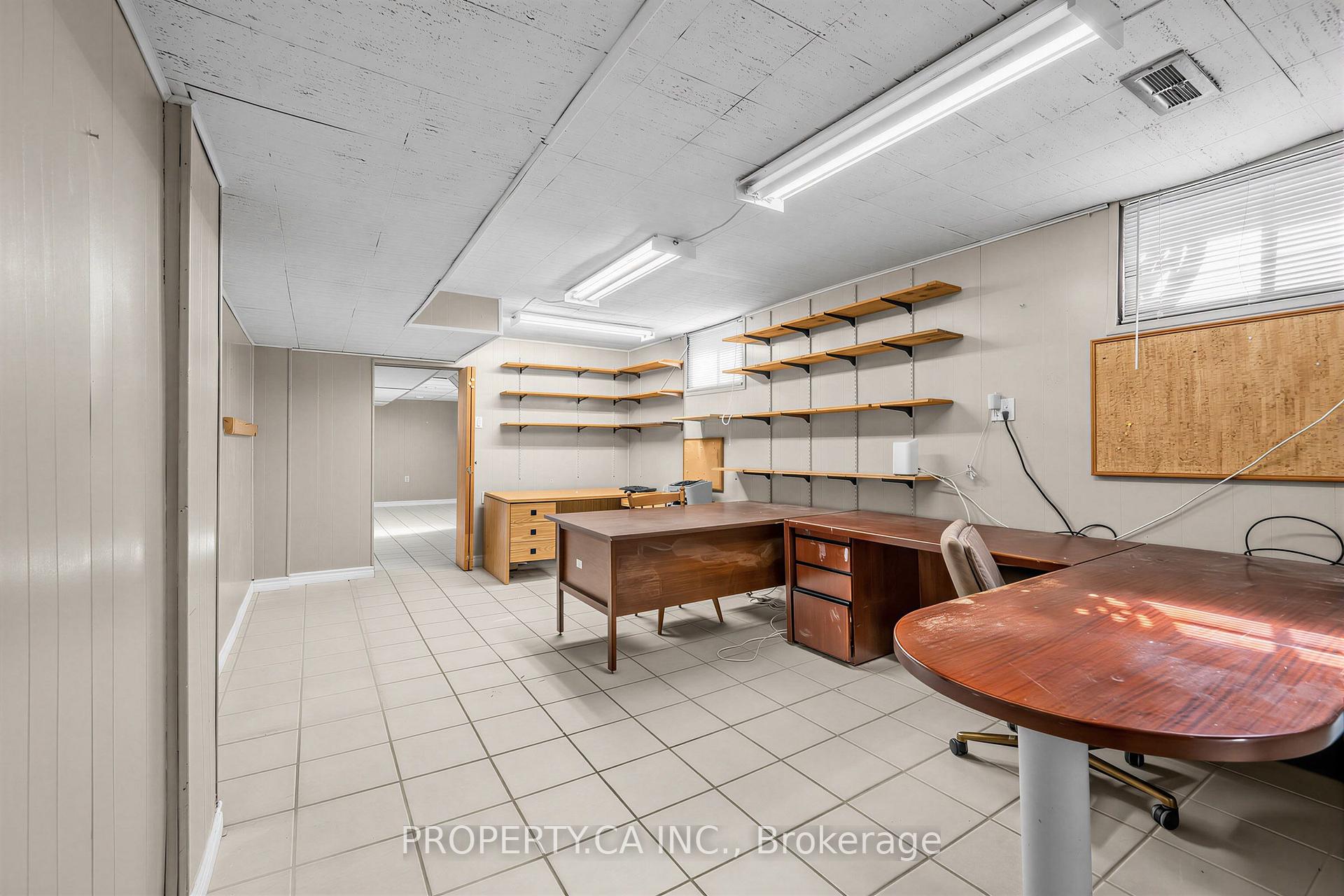 48 Santa Barbara Road, Toronto