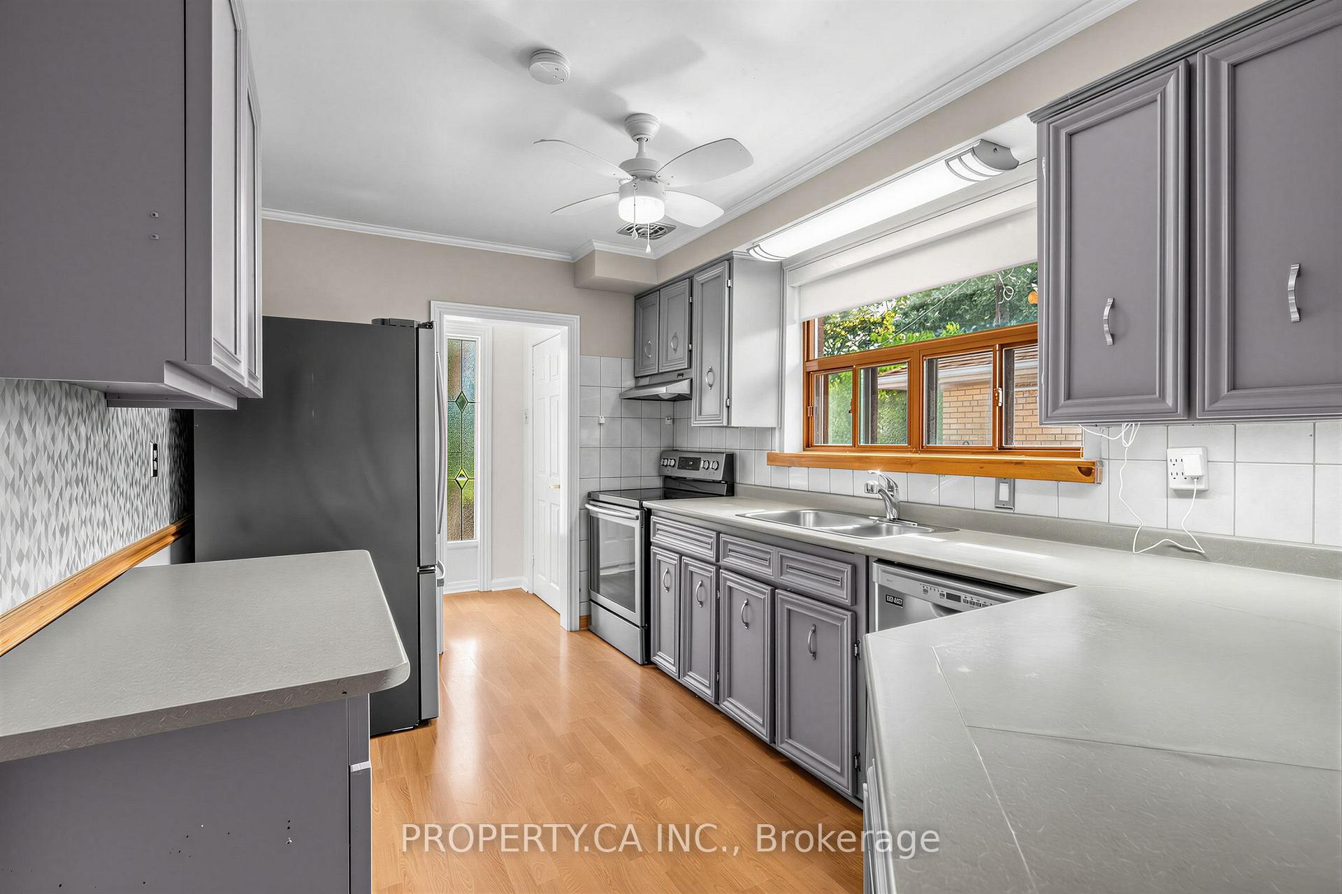 48 Santa Barbara Road, Toronto