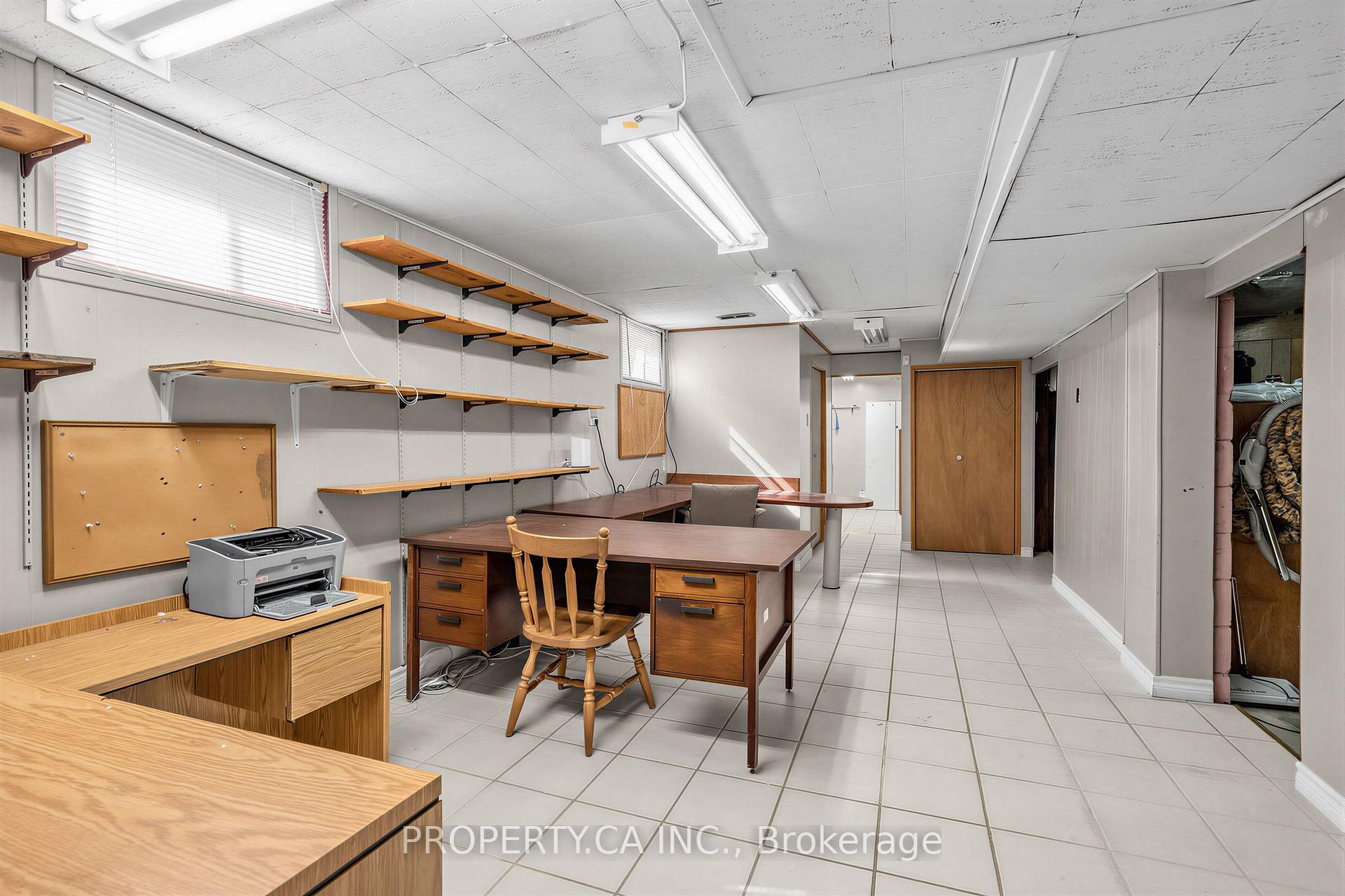48 Santa Barbara Road, Toronto