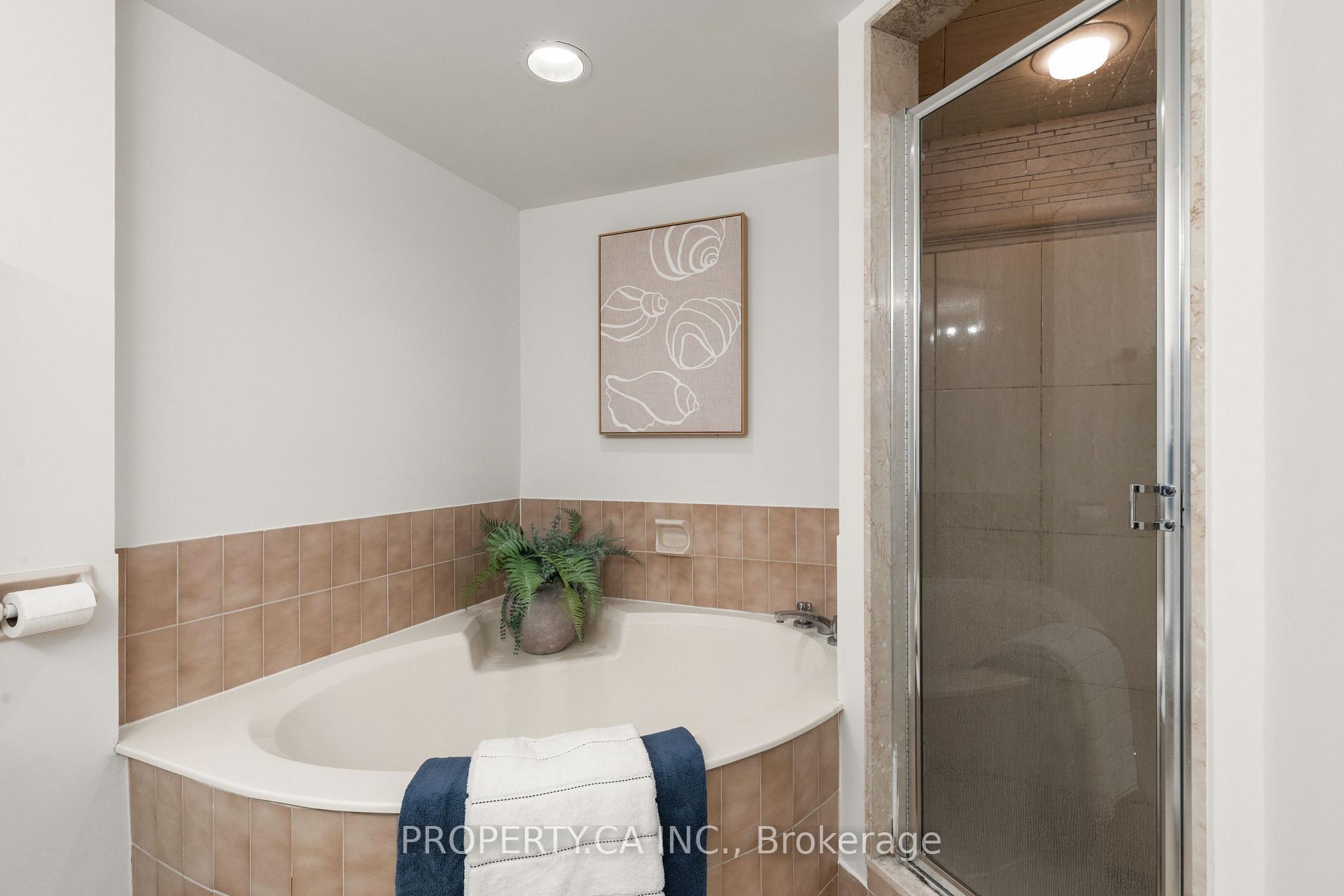 25 Maitland Street 601, Toronto Unit: 601