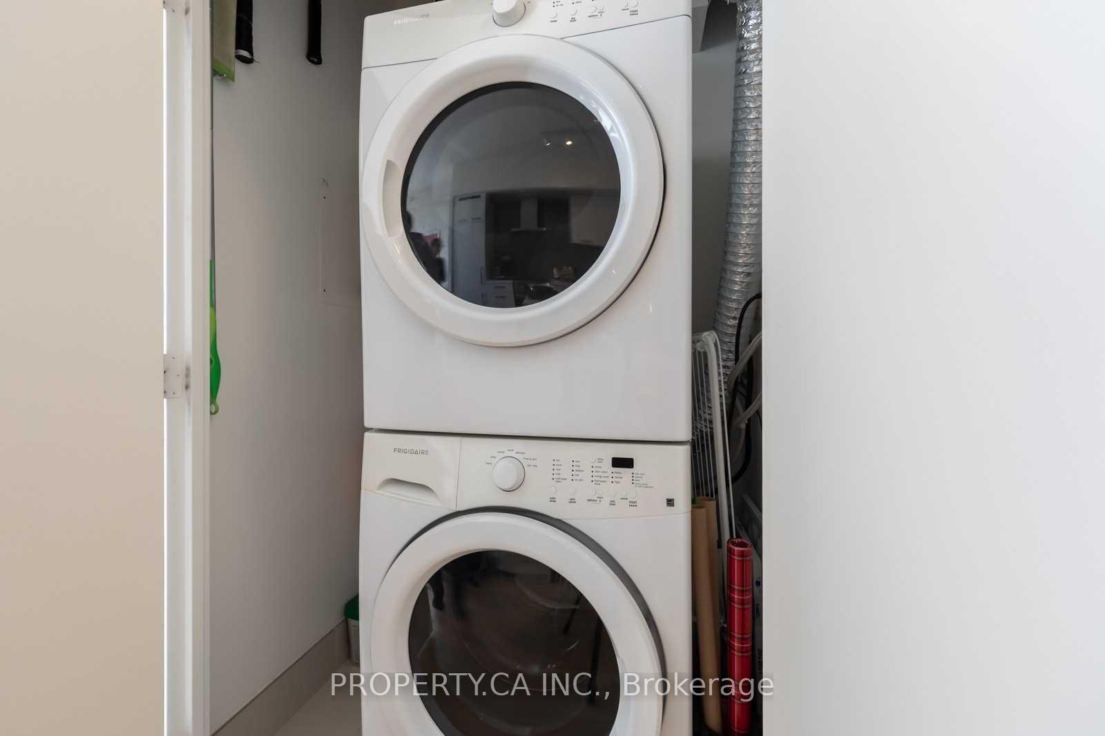 455 Front Street E Ph S804, Toronto Unit: Ph S804