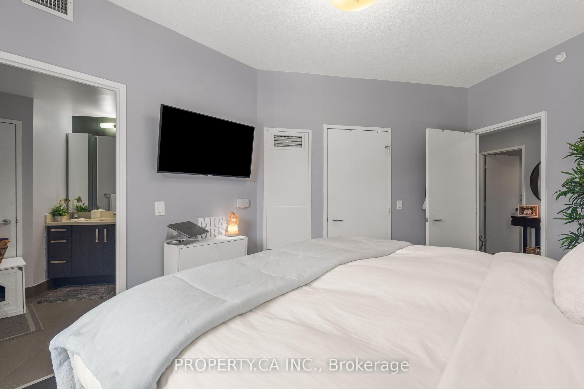 120 Bayview Avenue N122, Toronto Unit: N122