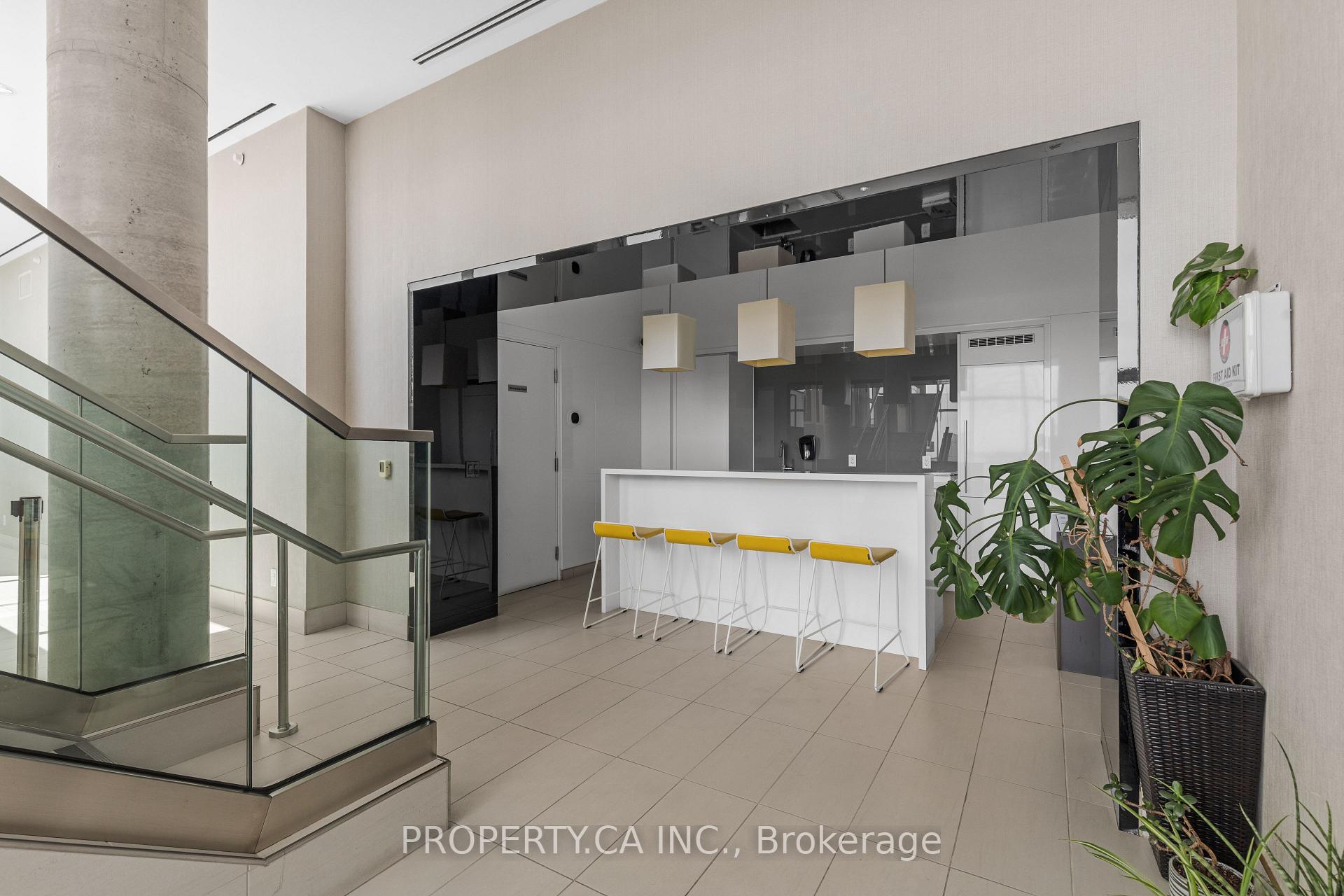 120 Bayview Avenue N122, Toronto Unit: N122