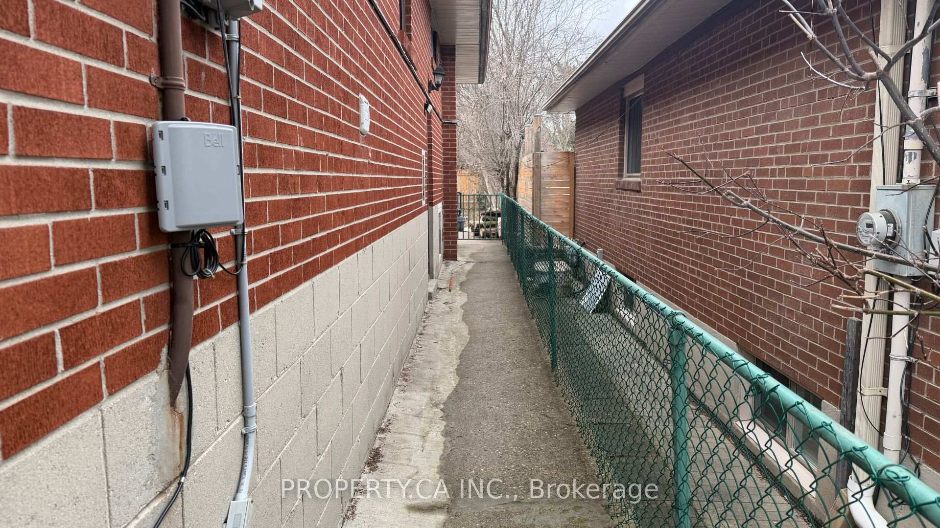 46 Hove Street Lower Level, Toronto Unit: Lower Level