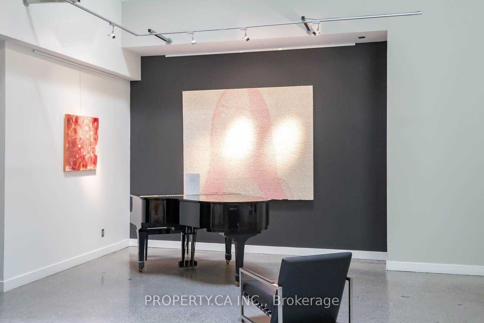 155 Dalhousie Street Ph61, Toronto Unit: Ph61