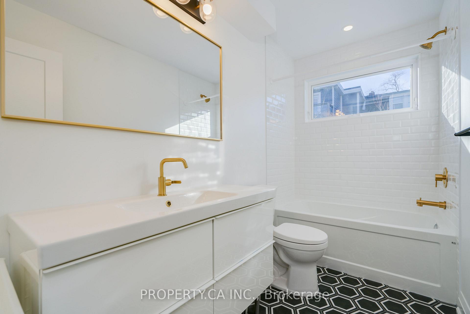 147 Denison Avenue Laneway, Toronto Unit: Laneway