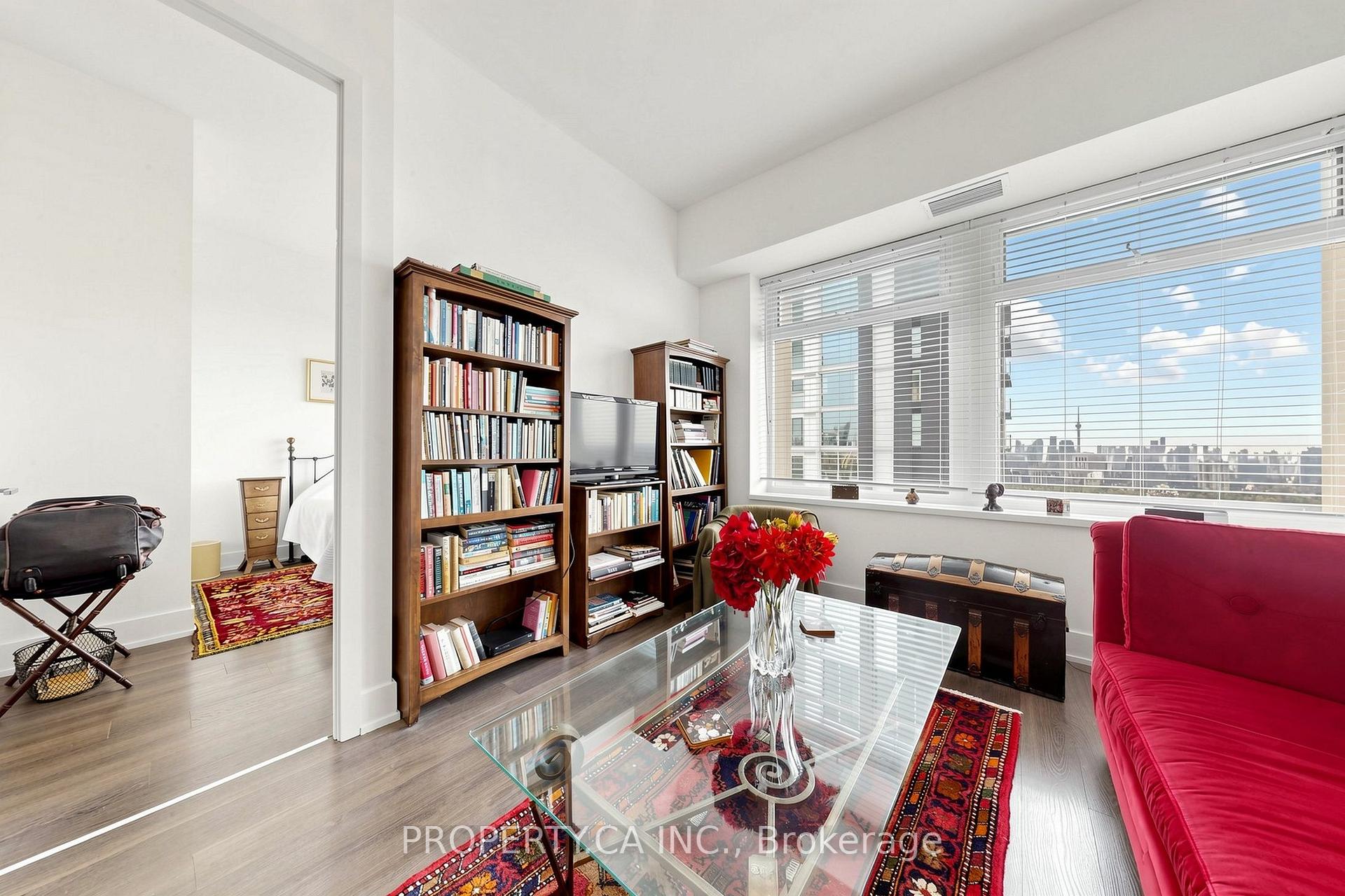 111 St Clair Avenue W 1508, Toronto Unit: 1508