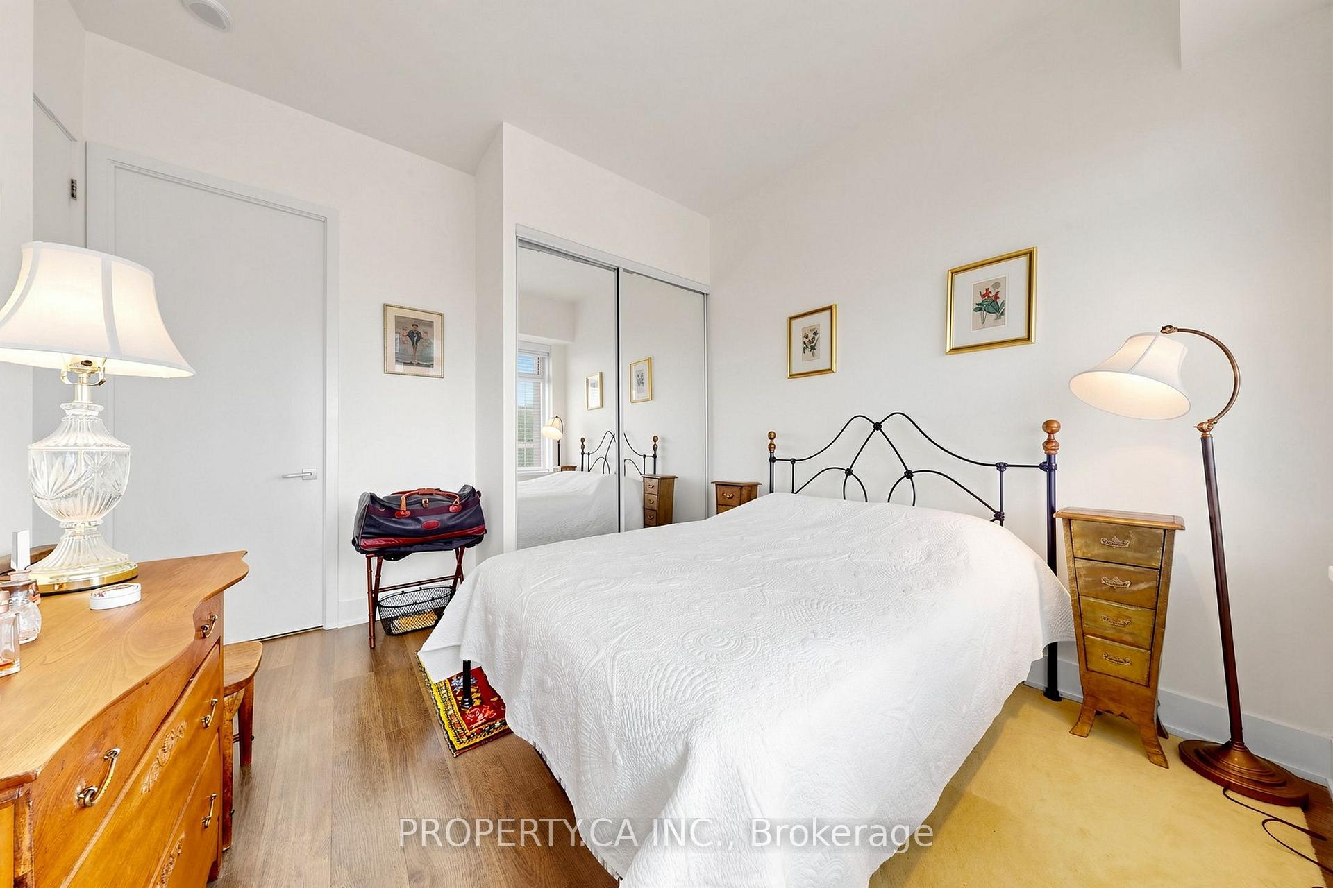111 St Clair Avenue W 1508, Toronto Unit: 1508