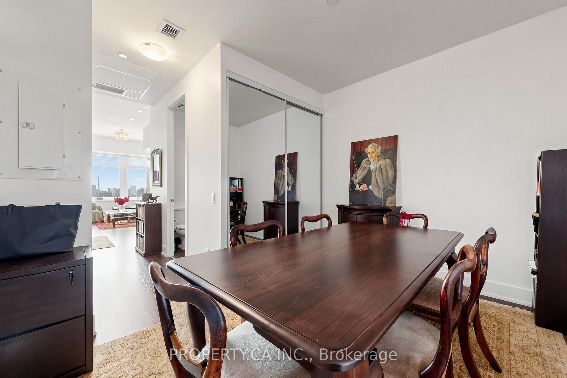 111 St Clair Avenue W 1508, Toronto Unit: 1508