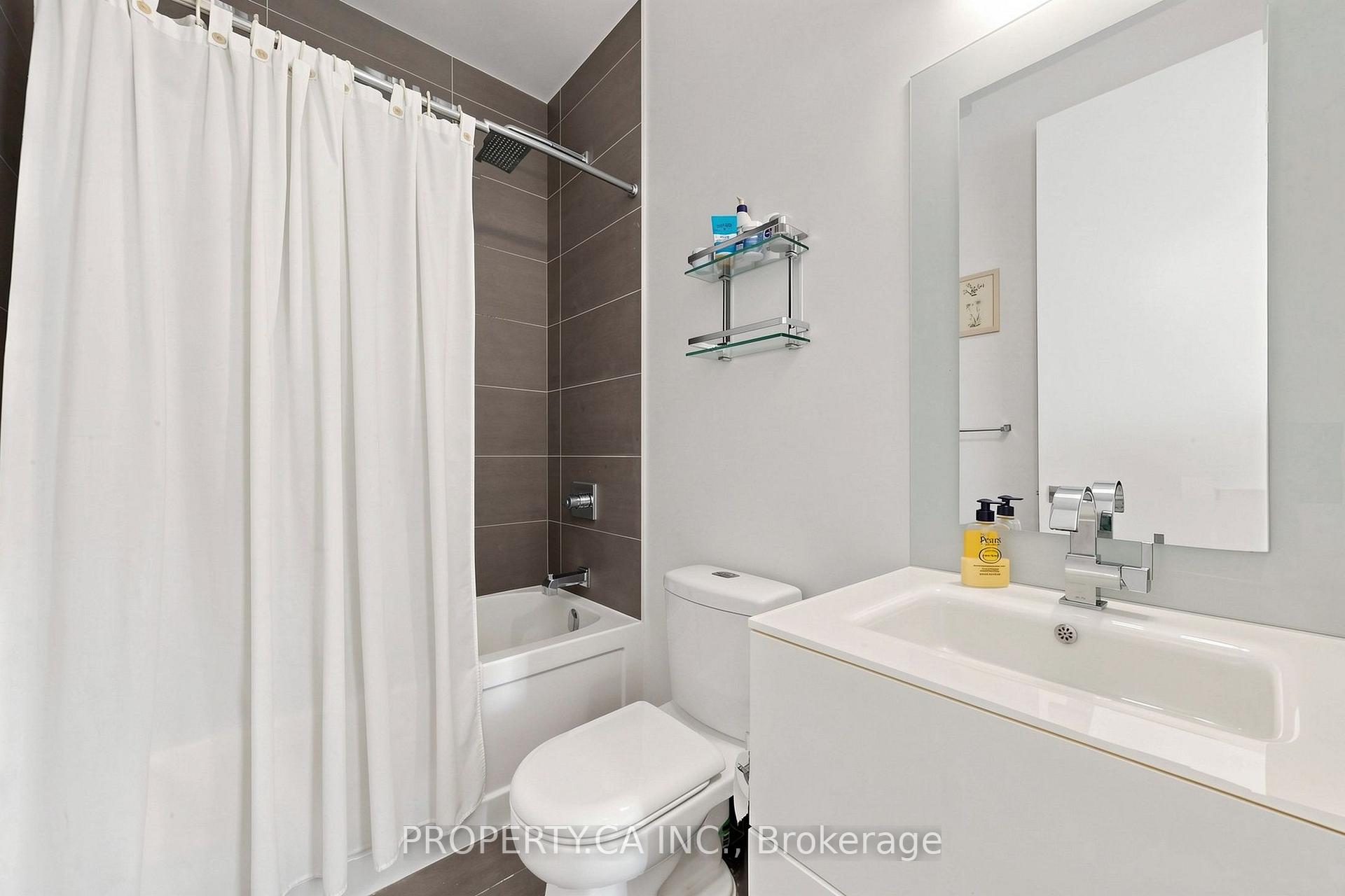 111 St Clair Avenue W 1508, Toronto Unit: 1508