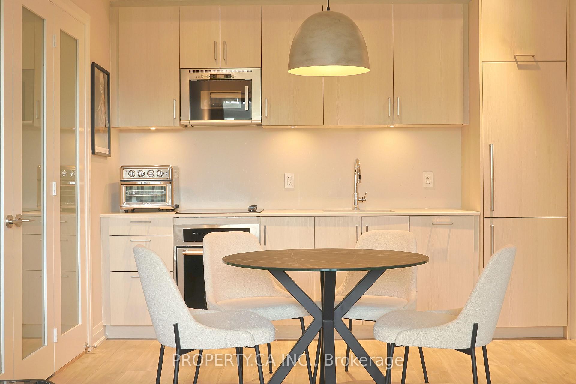 280 Howland Avenue 424, Toronto Unit: 424
