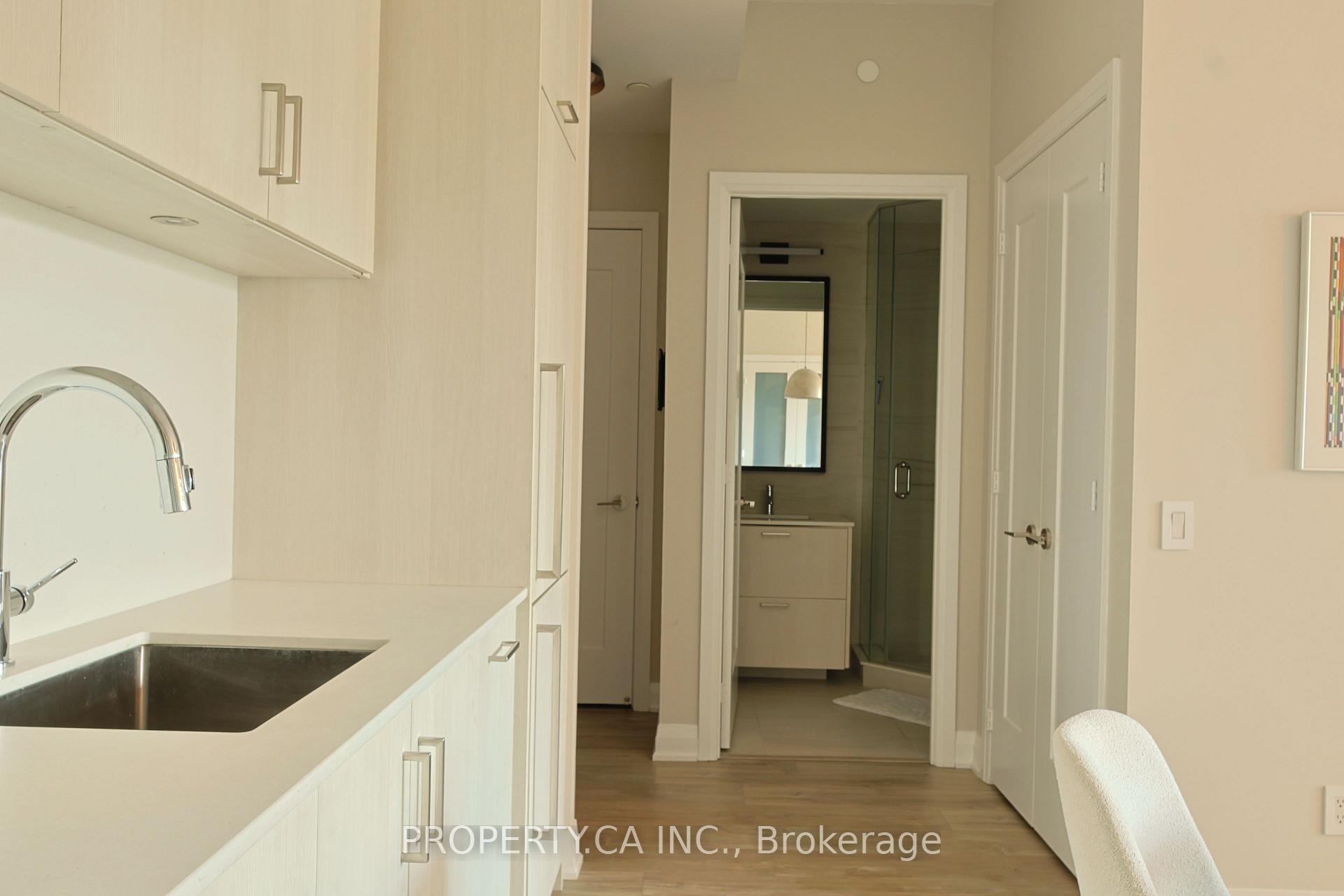 280 Howland Avenue 424, Toronto Unit: 424