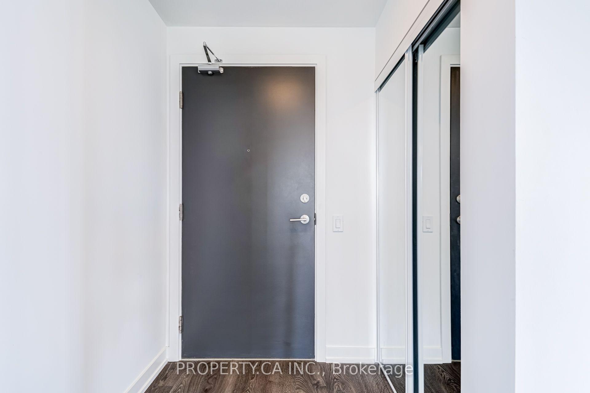 8 Olympic Garden Drive 2903, Toronto Unit: 2903